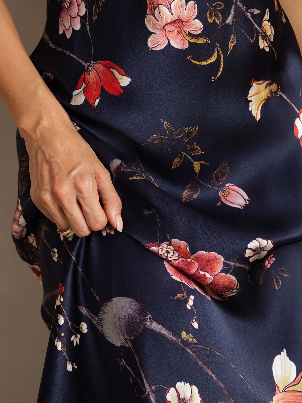 [Laivasto Kukka] SilkSilky-FI 19Momme Dress 006