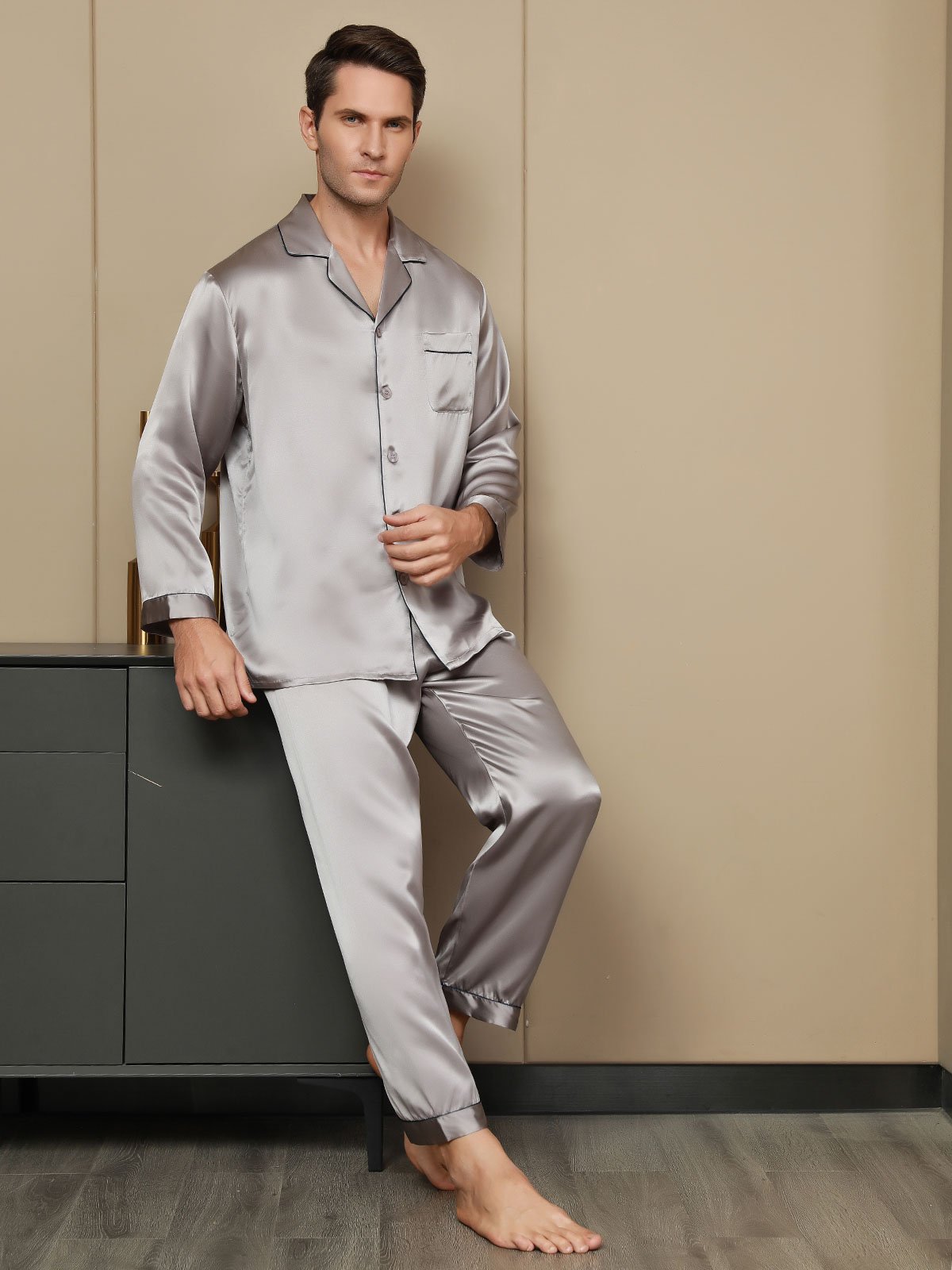 SilkSilky-FI Mens Pajamas Harmaa 006