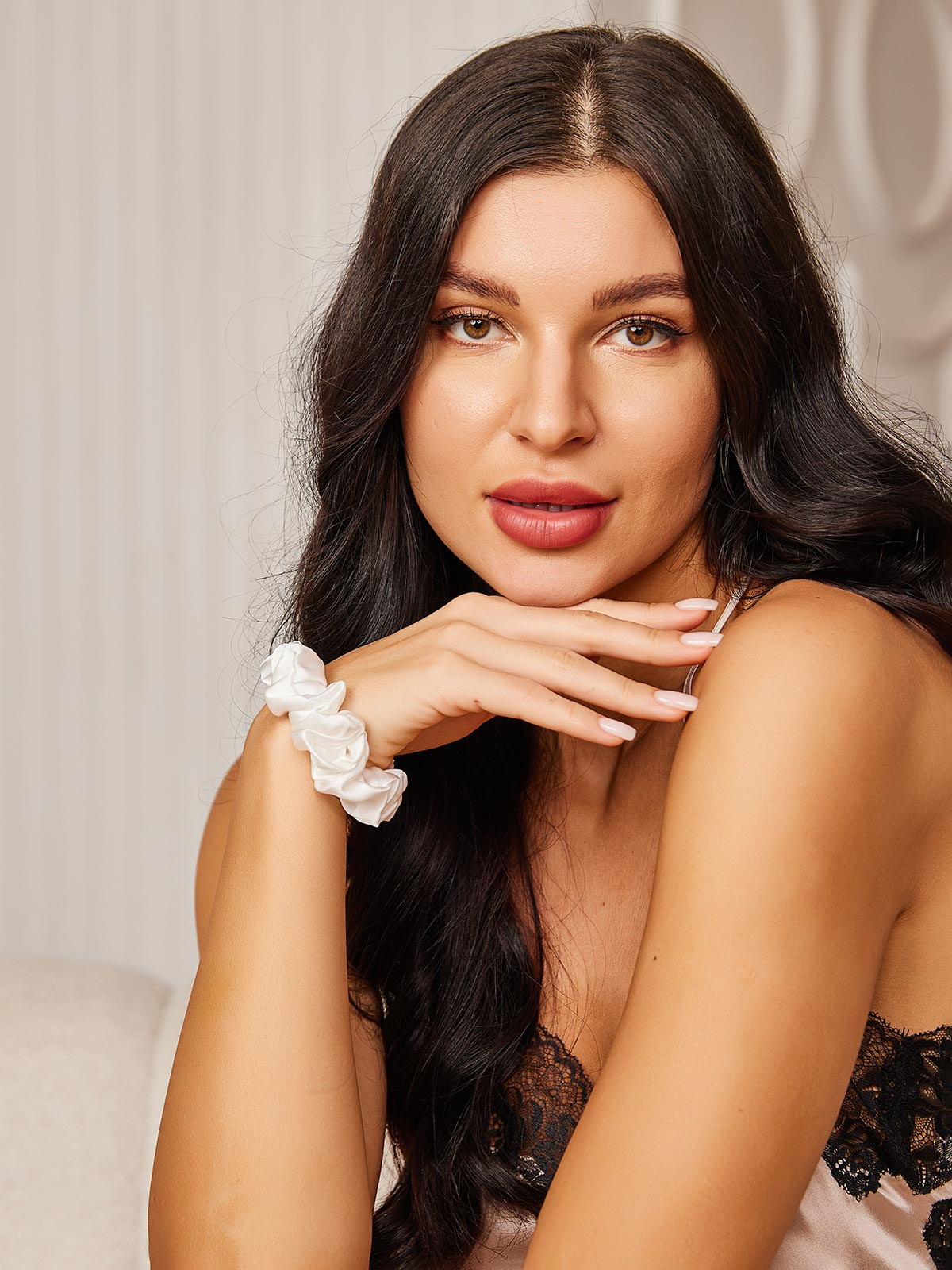 [Valkoinen] SilkSilky-FI Scrunchie 002,