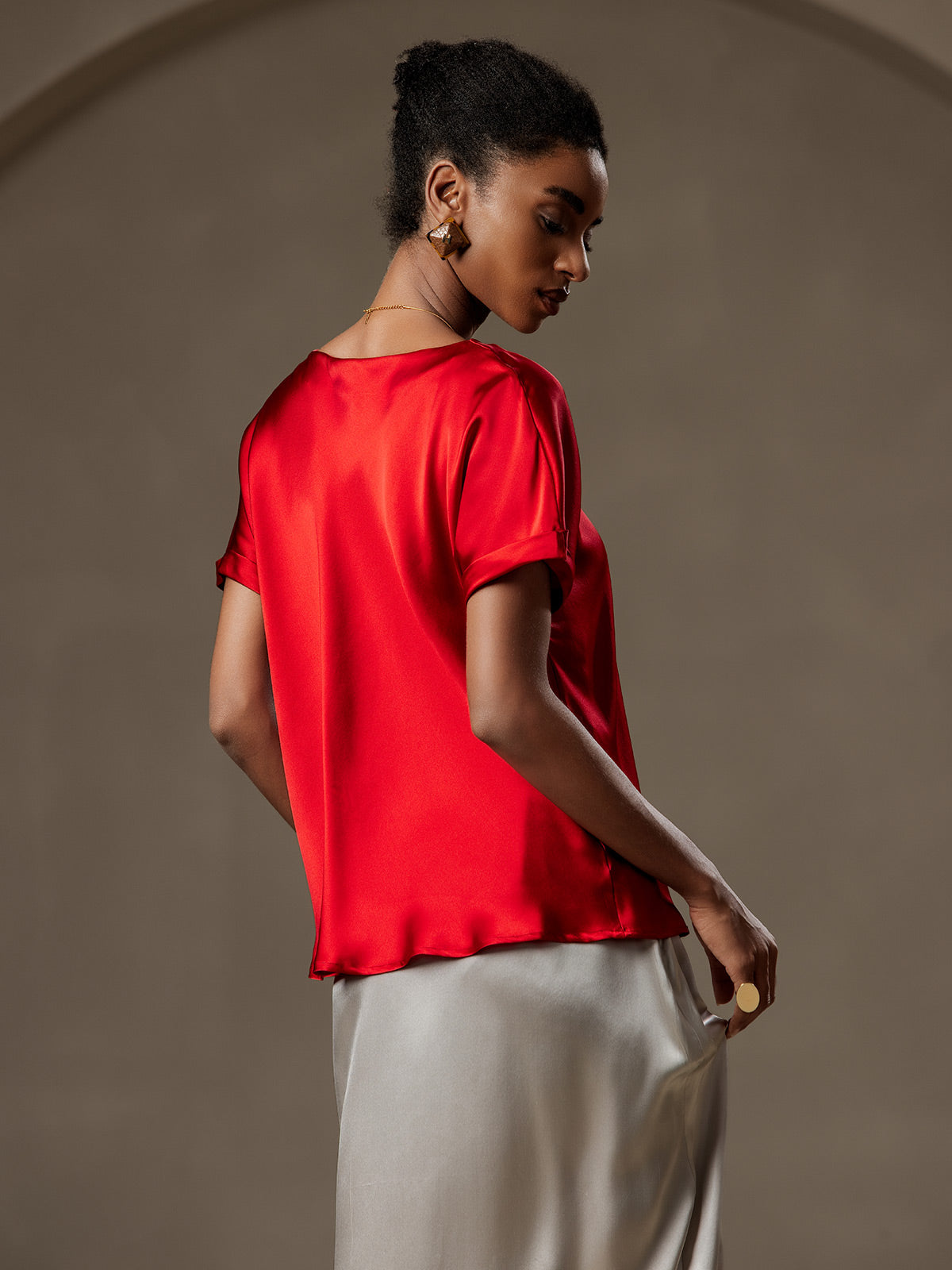 [Viini] SilkSilky-FI 19Momme Silk Short Sleeve Round Neck Naisten T-paita 002