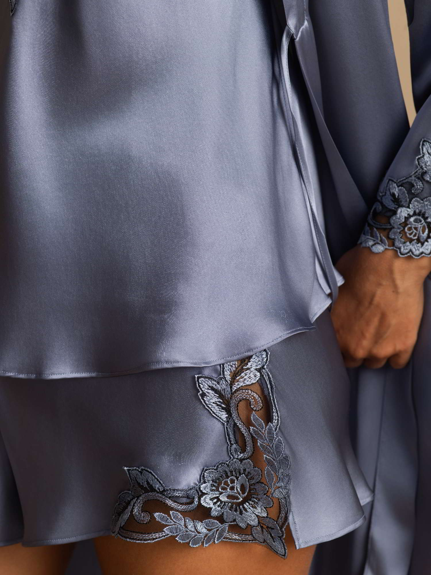 [Teräksensininen] SilkSilky-FI Womens Pajamas 005