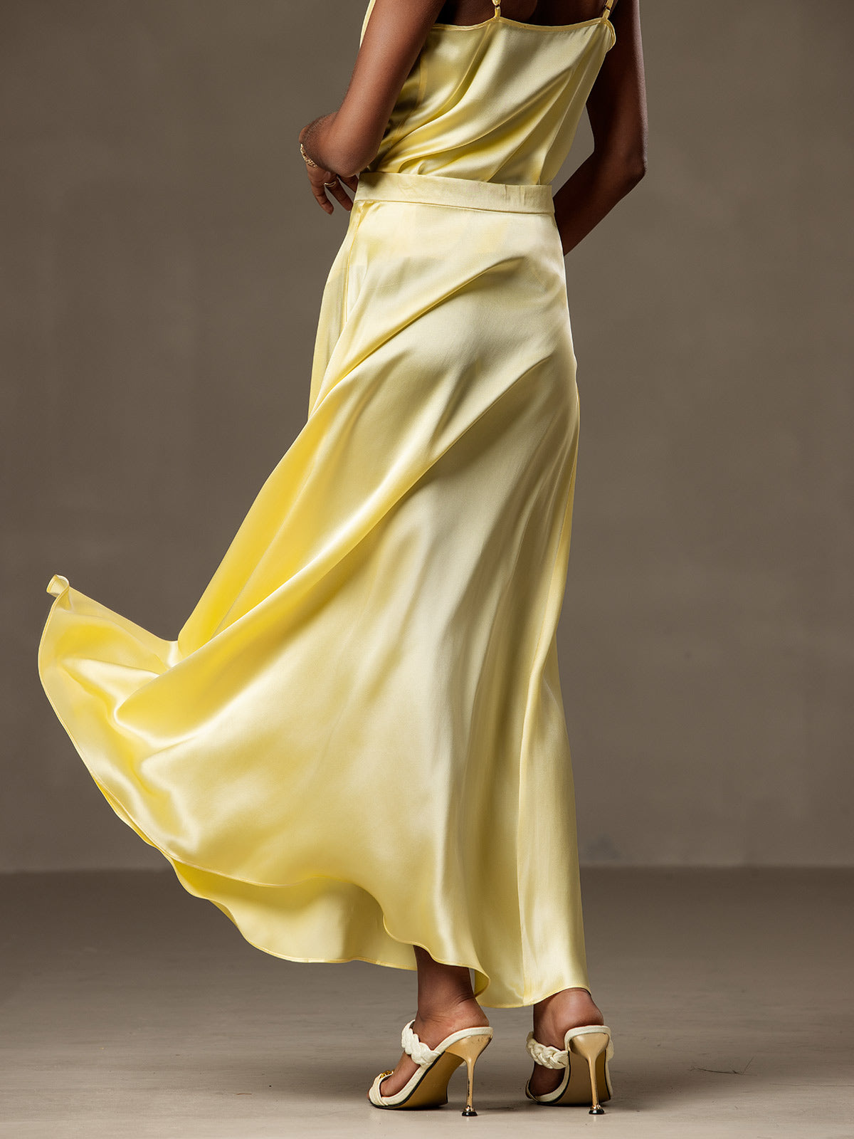 [Vaaleankeltainen] SilkSilky-FI 19Momme Skirt 002