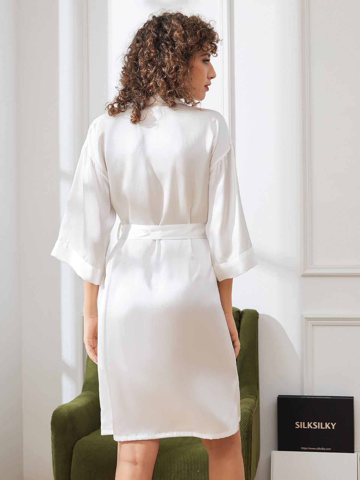 [Valkoinen] SilkSilky-FI Womens Robe 002