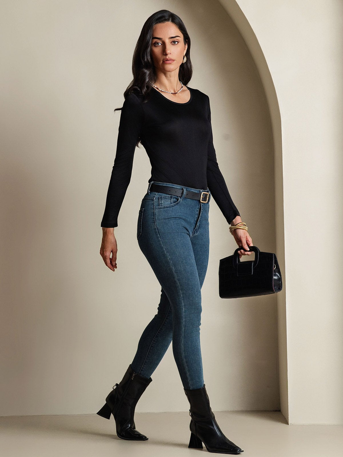 [Musta] SilkSilky-FI Womens T-Shirt 008,