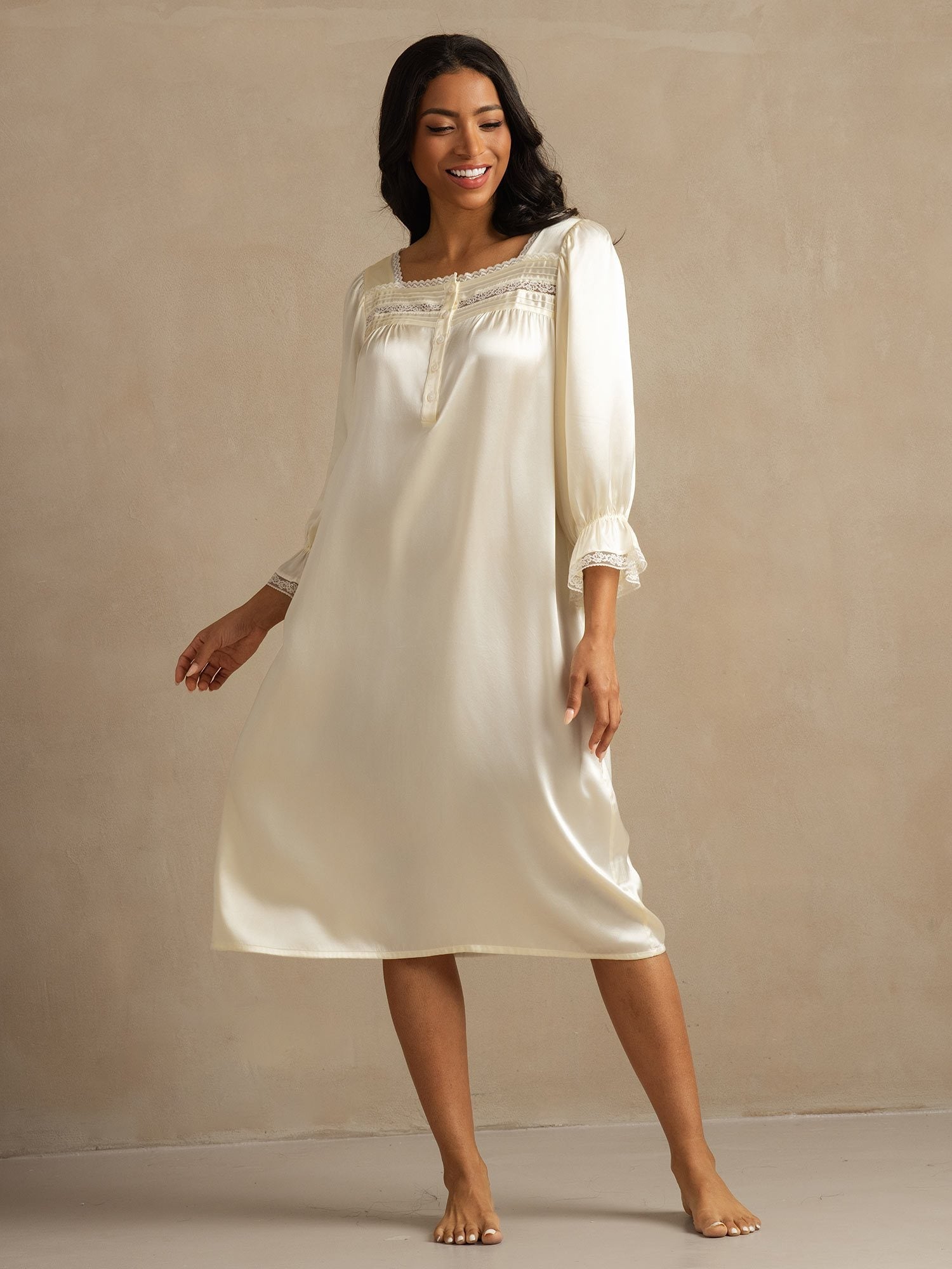 [Valkoinen] SilkSilky-FI Nightgown 007,