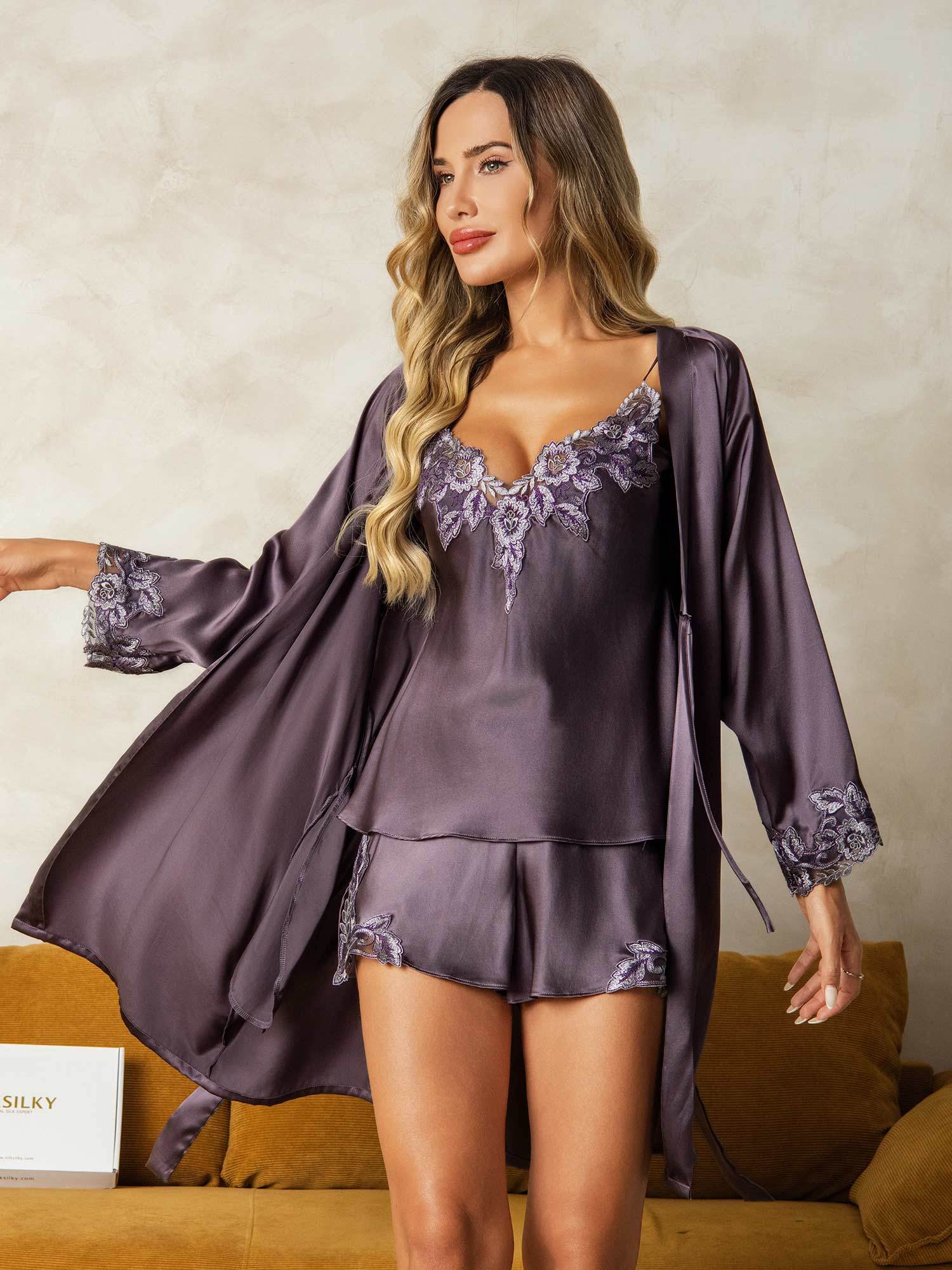 [Purppuranharmaa] SilkSilky-FI Nightgown&Robe Set 001