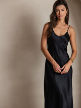 [Musta] SilkSilky-FI Spaghetti Strap V Neck Mekko 003