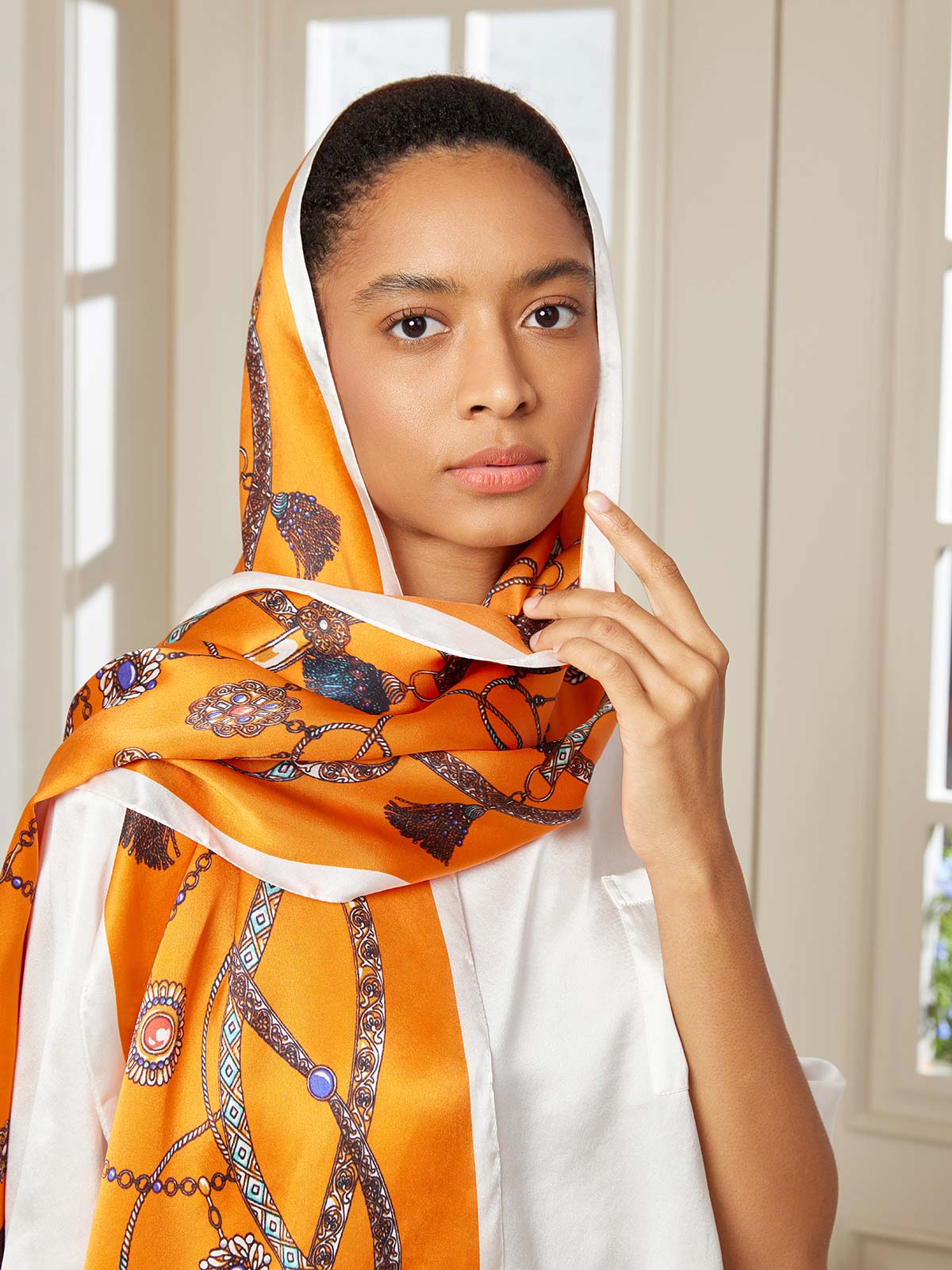 SilkSilky FI Pure Silk Scarf Oranssi 003