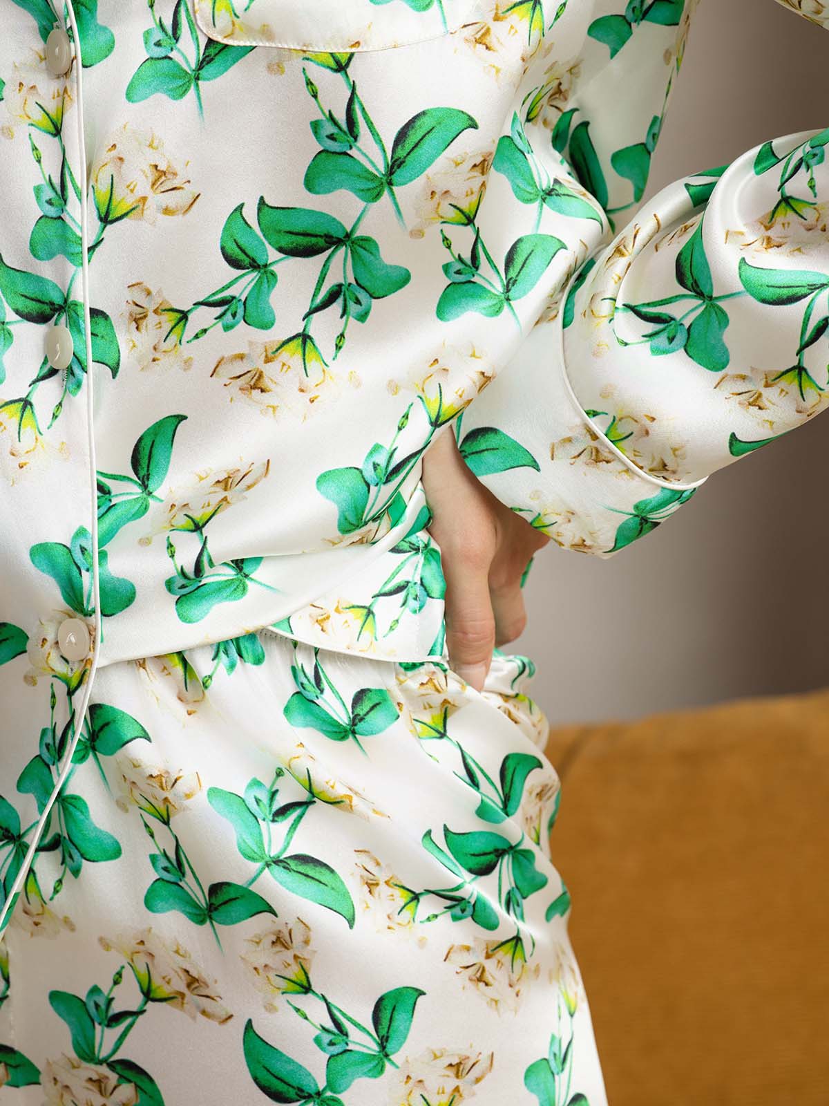 [Vihreä Kukka] SilkSilky-FI Womens Pajamas 008