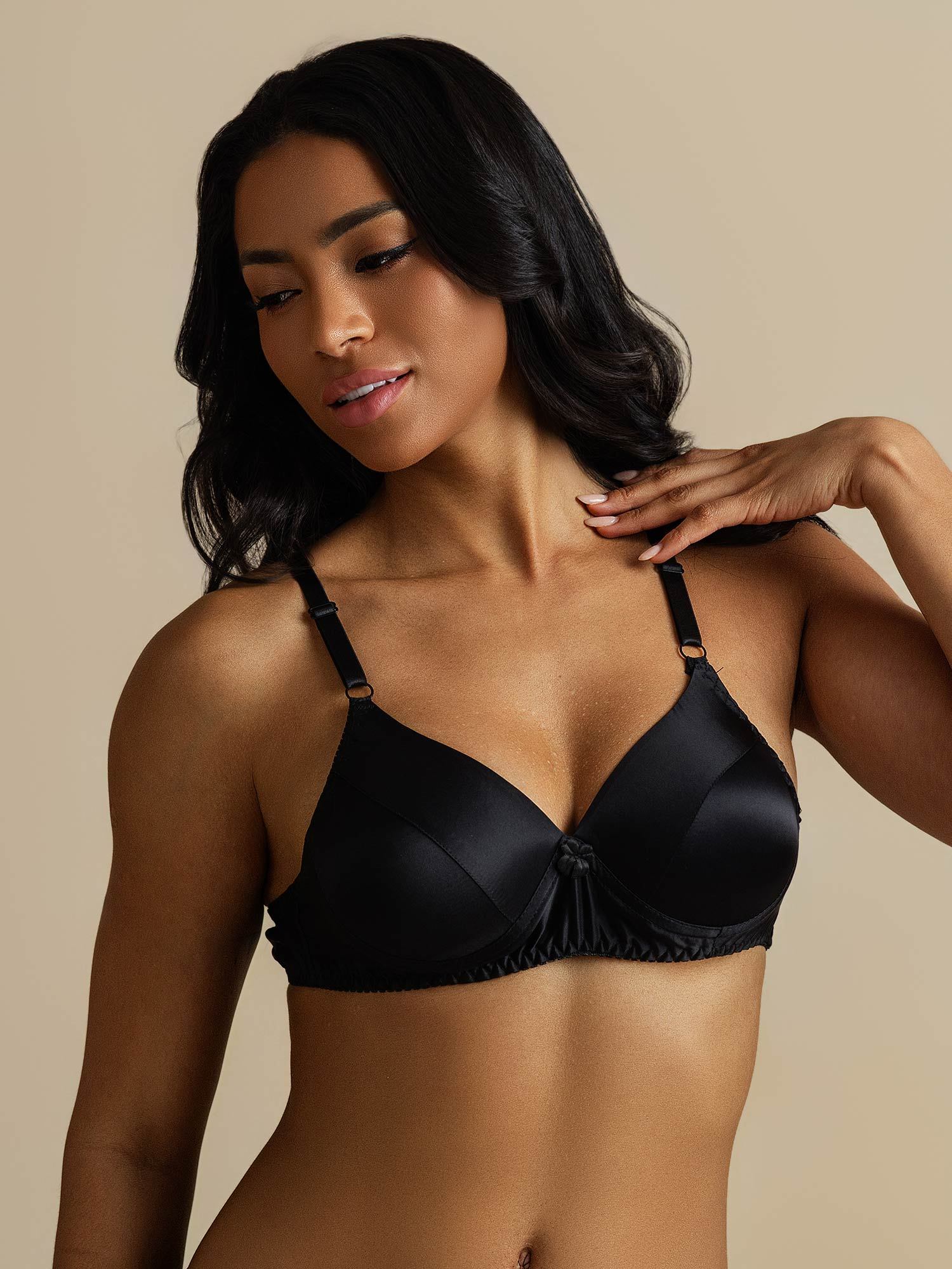 [Musta] SilkSilky-FI Bra 006,