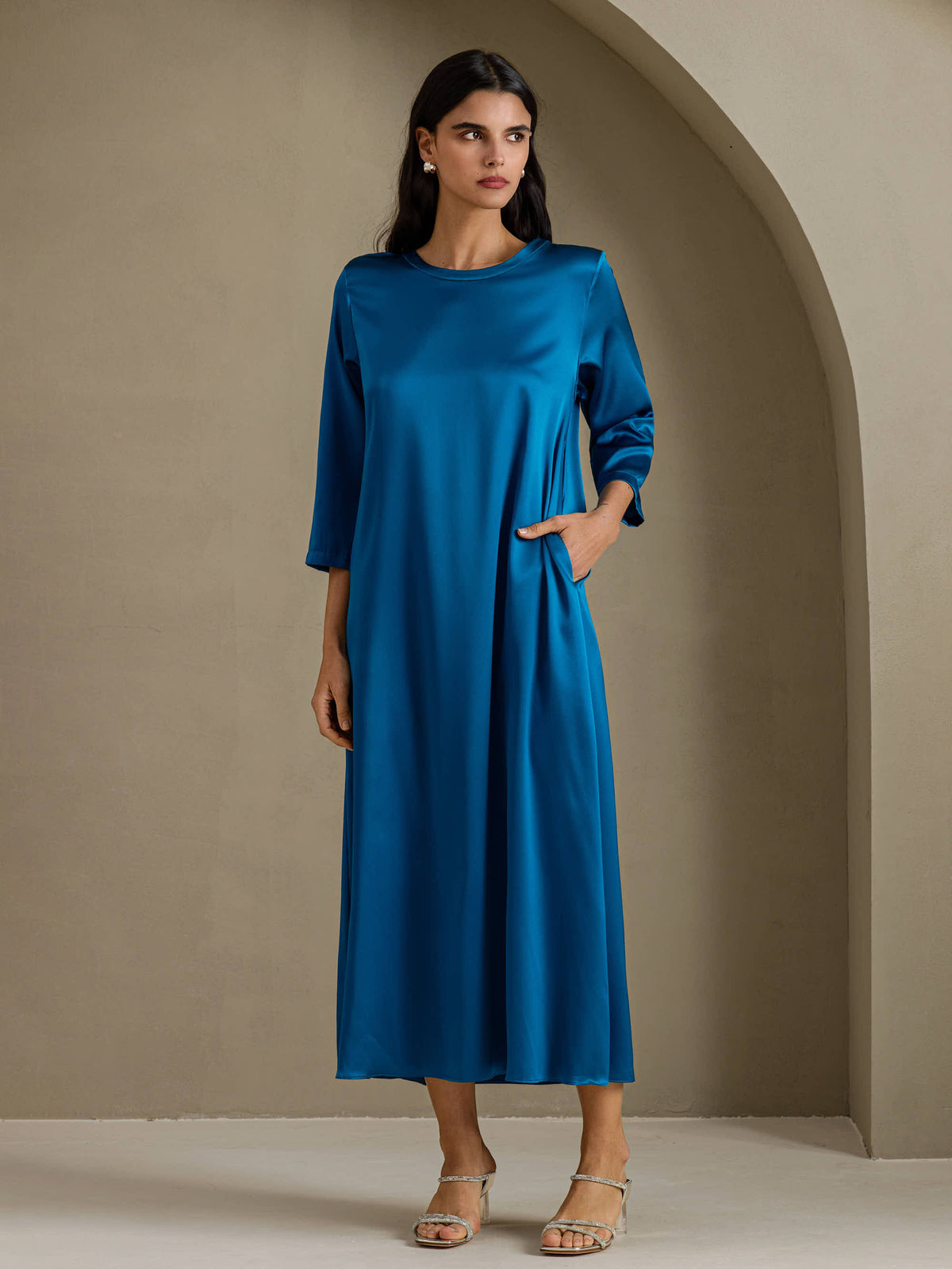 [Sinivihreä] SilkSilky-FI 3/4 Sleeve Round Neck Mekko 001