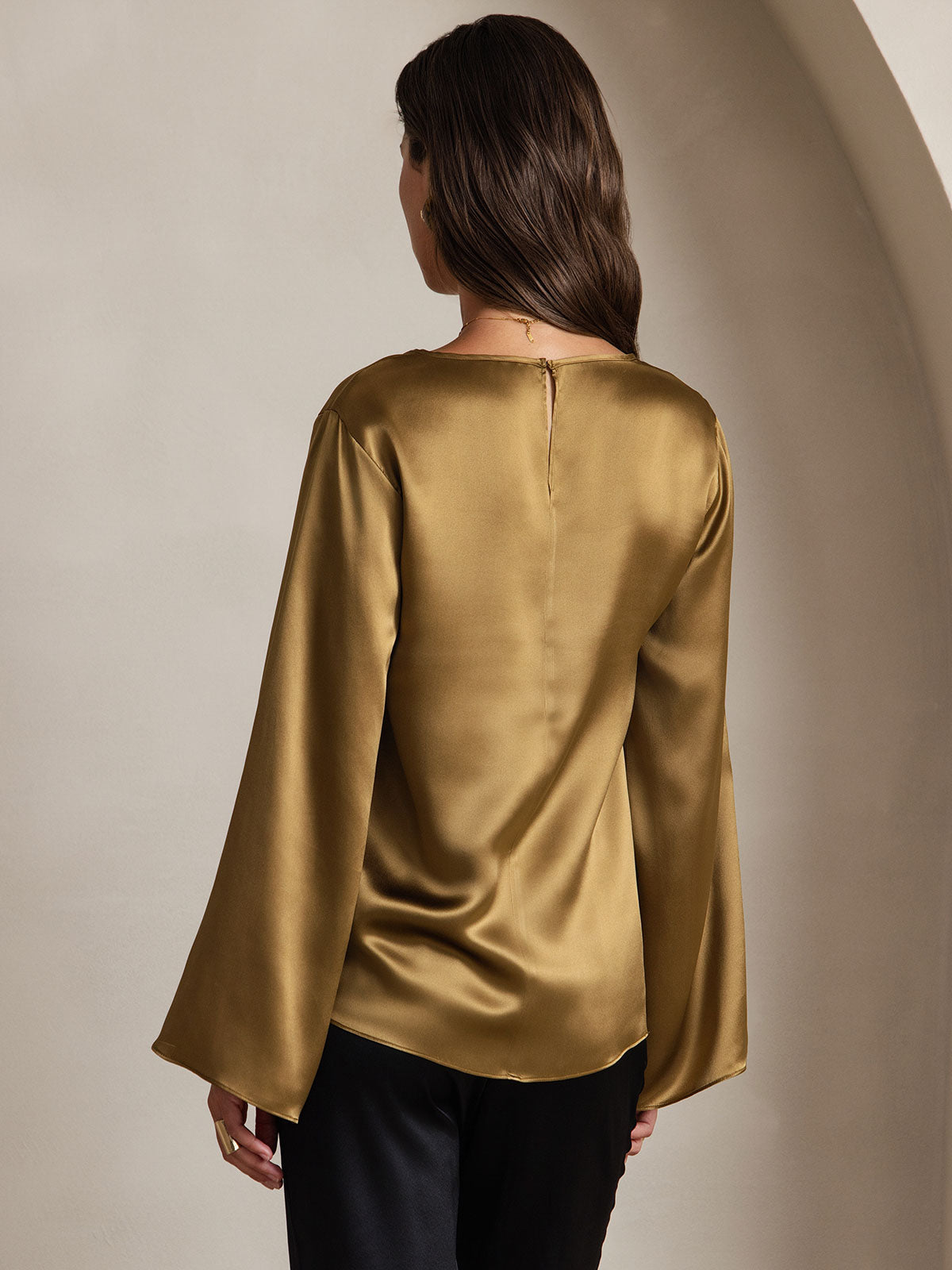 [Ruskea] SilkSilky-FI 19Momme Womens T-Shirt 002