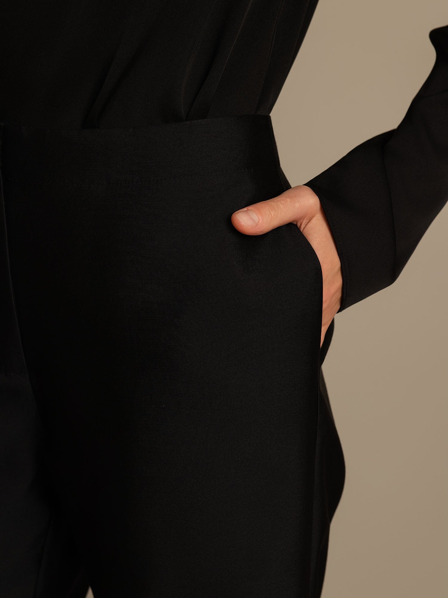 [Musta] SilkSilky-FI 32Momme Silk-Wool Blend Womens Pants 004,