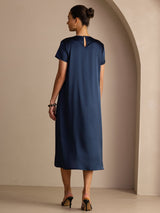 [Tummansininen] SilkSilky-FI Short Sleeve Round Neck Mekko 002