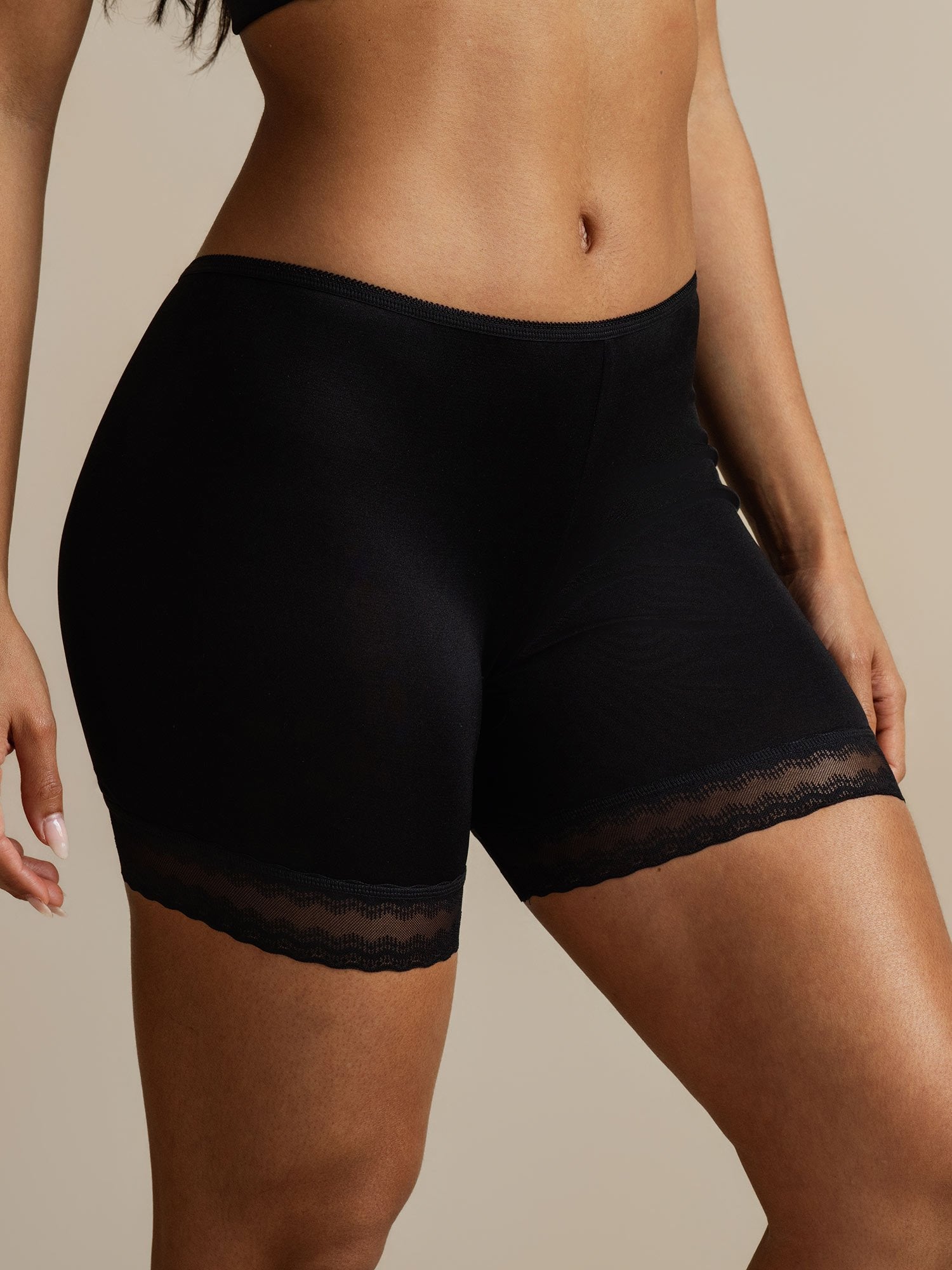 [Musta] SilkSilky-FI Panty 006,