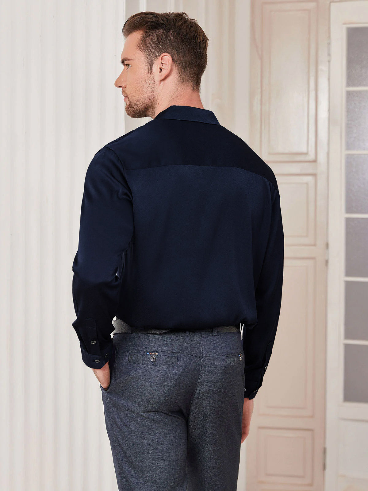 [Tummansininen] SilkSilky-FI Silk Long Sleeve Collar Miesten Paita 004