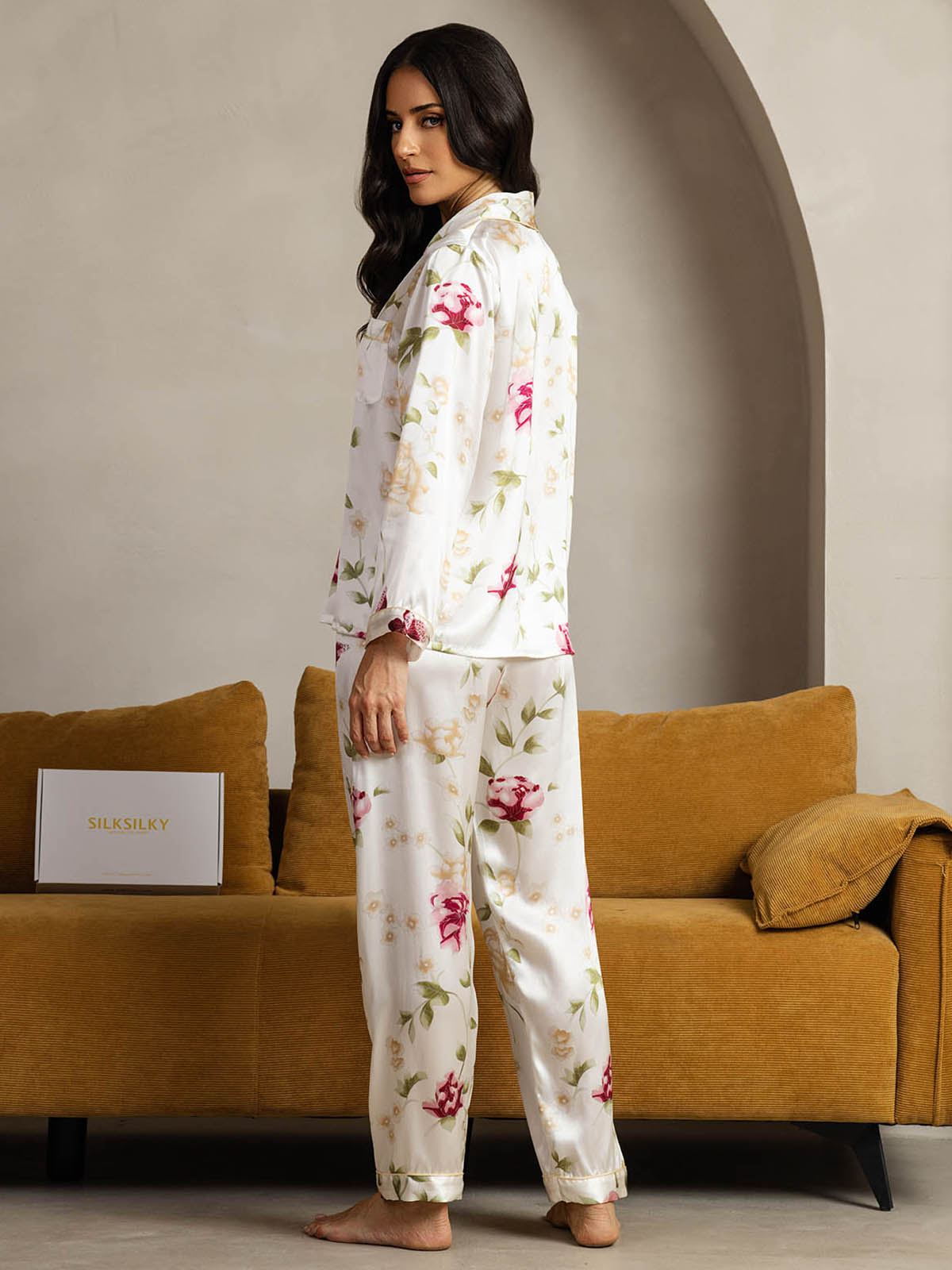 [Norsunluukukka] SilkSilky-FI Womens Pajamas 002
