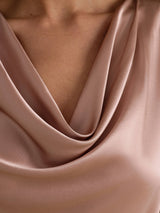 [Toscana] SilkSilky-FI Short Sleeve Cowl Neck Naisten Puserot 004