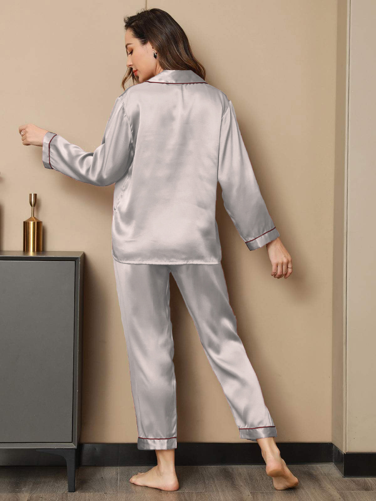 SilkSilky-FI Womens Pajamas Hopea 003