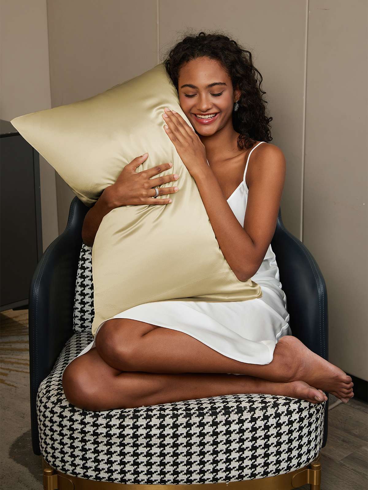 [Khaki] SilkSilky-FI 22Momme Pillowcase 002