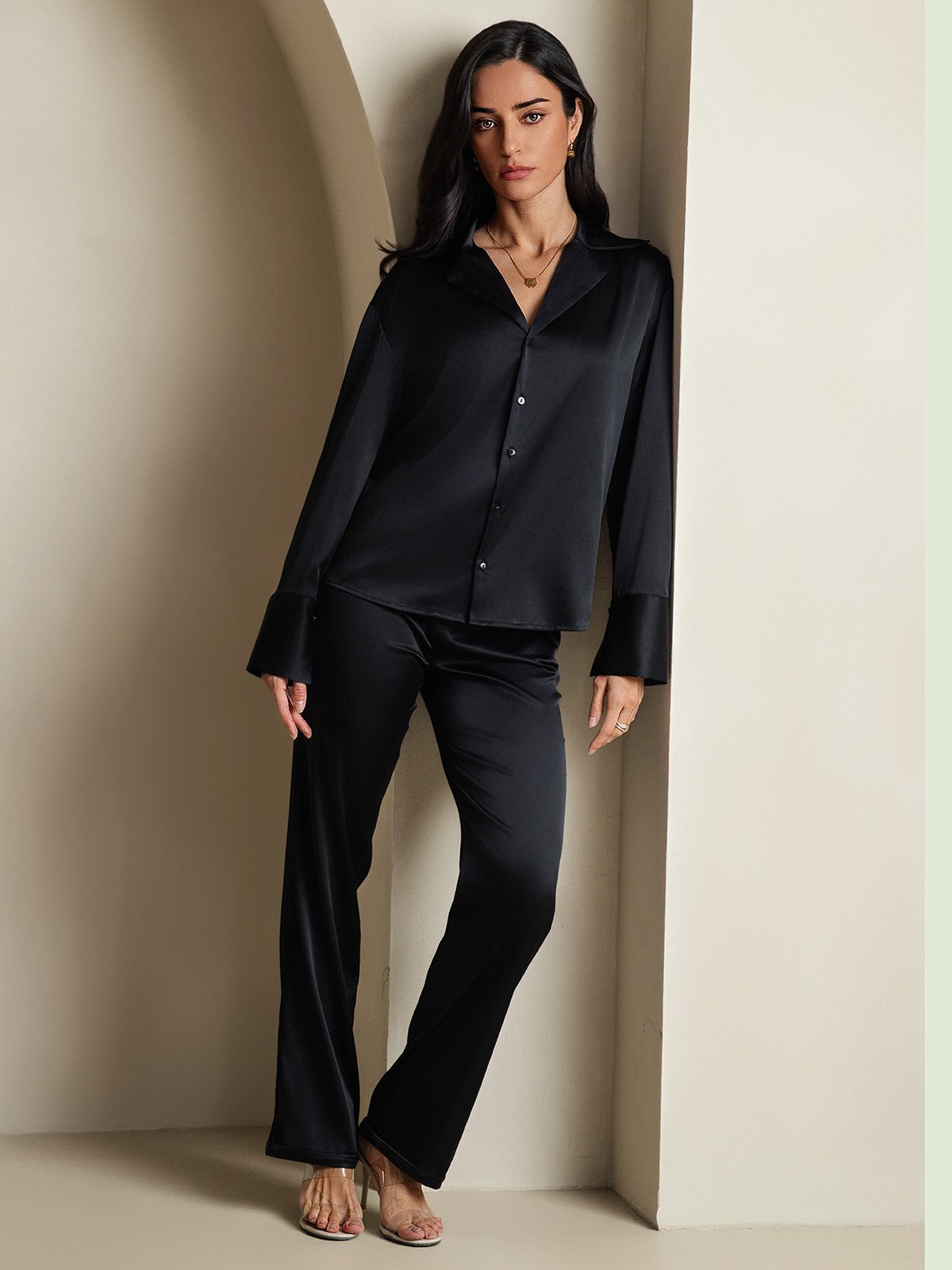 SilkSilky-FI 19Momme Womens Shirt Musta 008