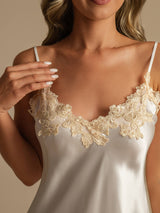 [Valkoinen] SilkSilky-FI Spaghetti Strap V Neck Yöpaita 004