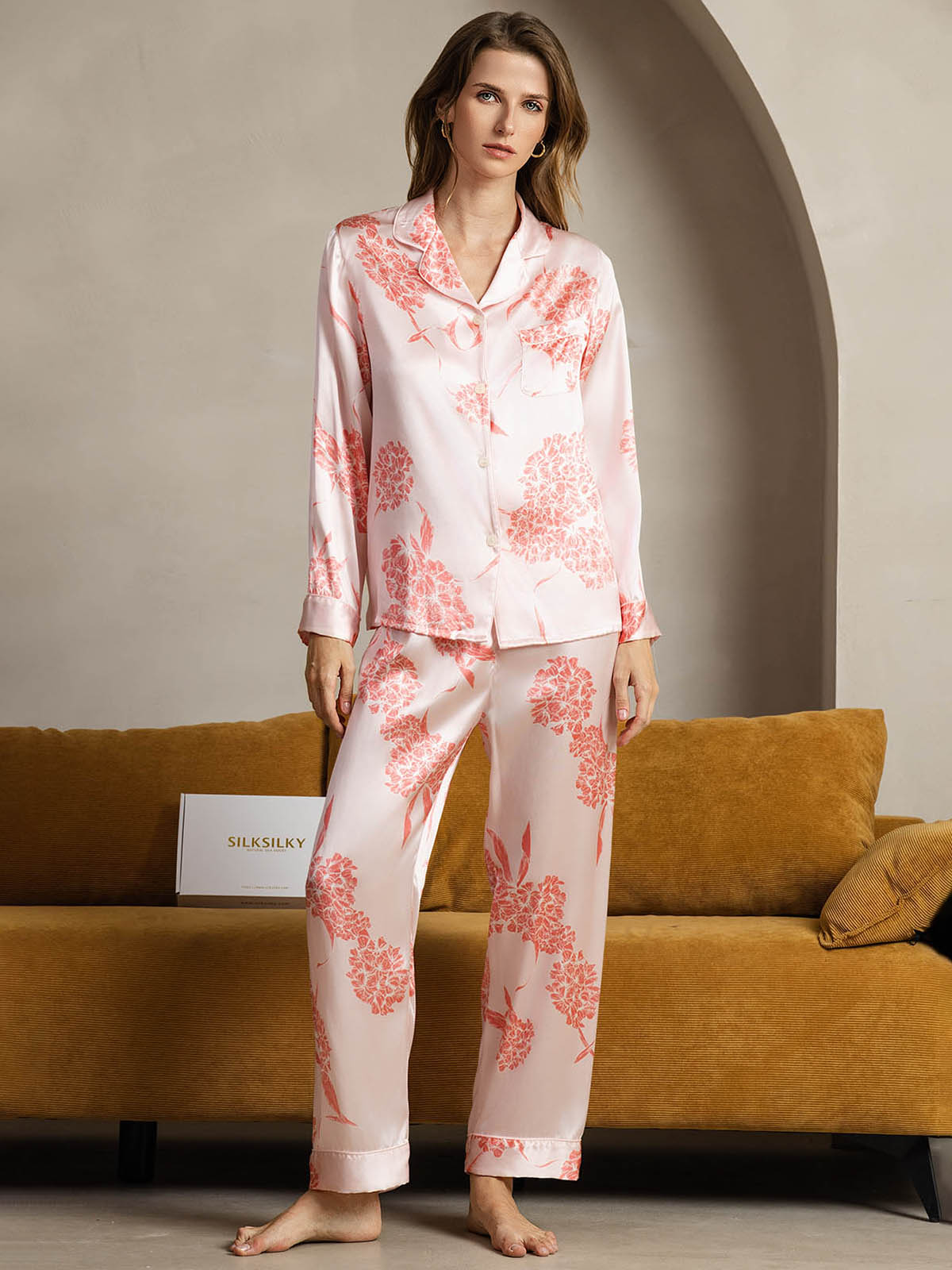 [Korallikukat] SilkSilky-FI Womens Pajamas 001