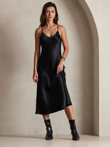 [Musta] SilkSilky-FI Spaghetti Strap V Neck Mekko 001