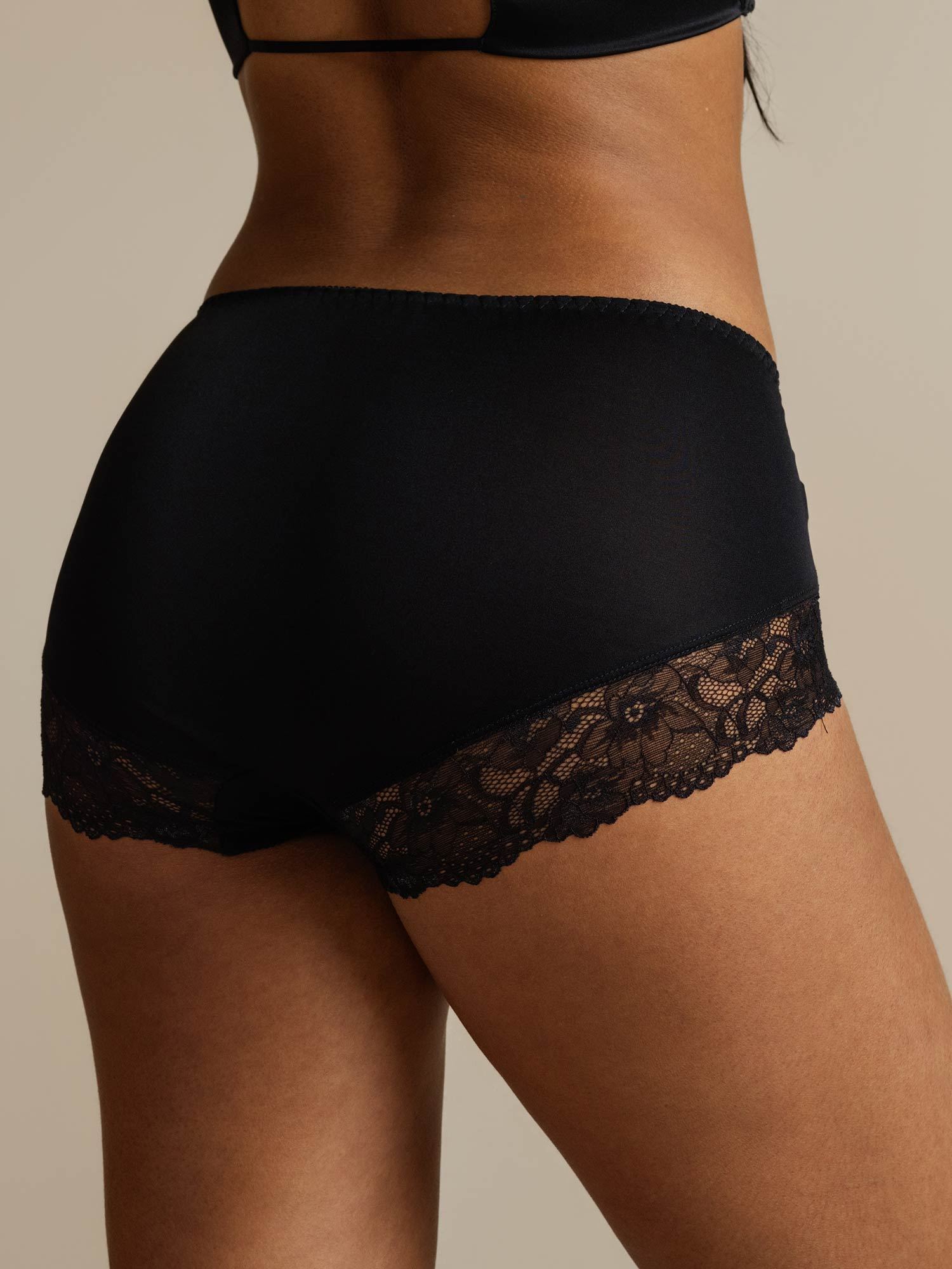 [Musta] SilkSilky-FI Panty 002,