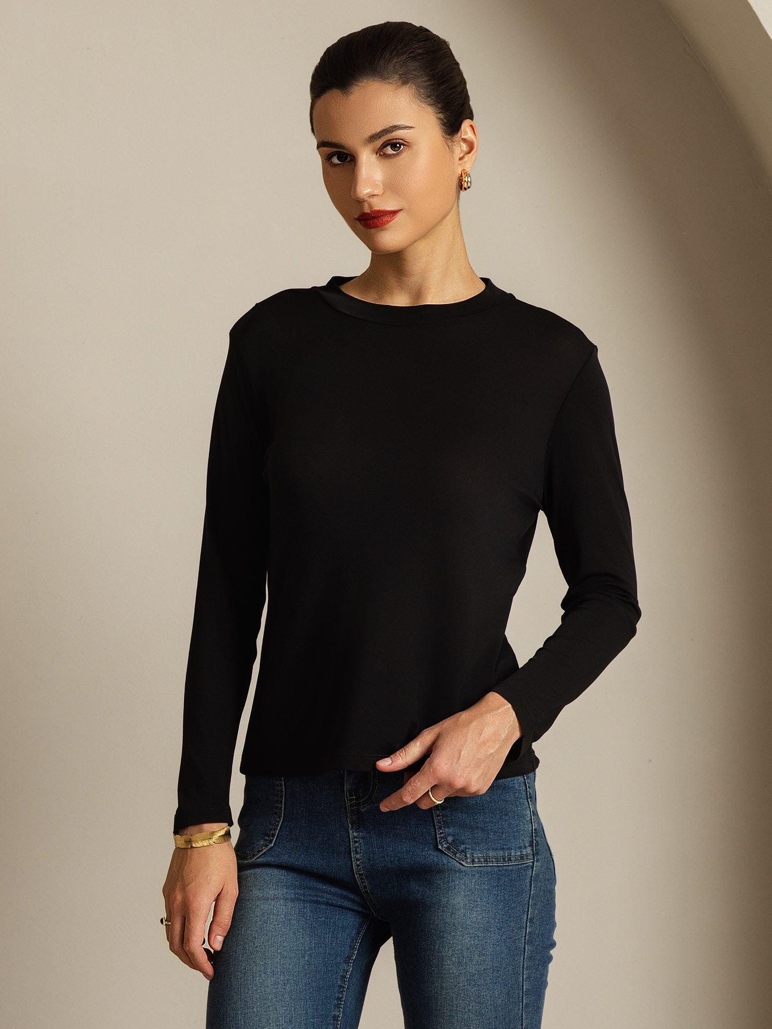 [Musta] SilkSilky-FI Womens T-Shirt 008