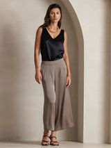 [Musta] SilkSilky-FI Sleeveless V Neck Camisole Top 008