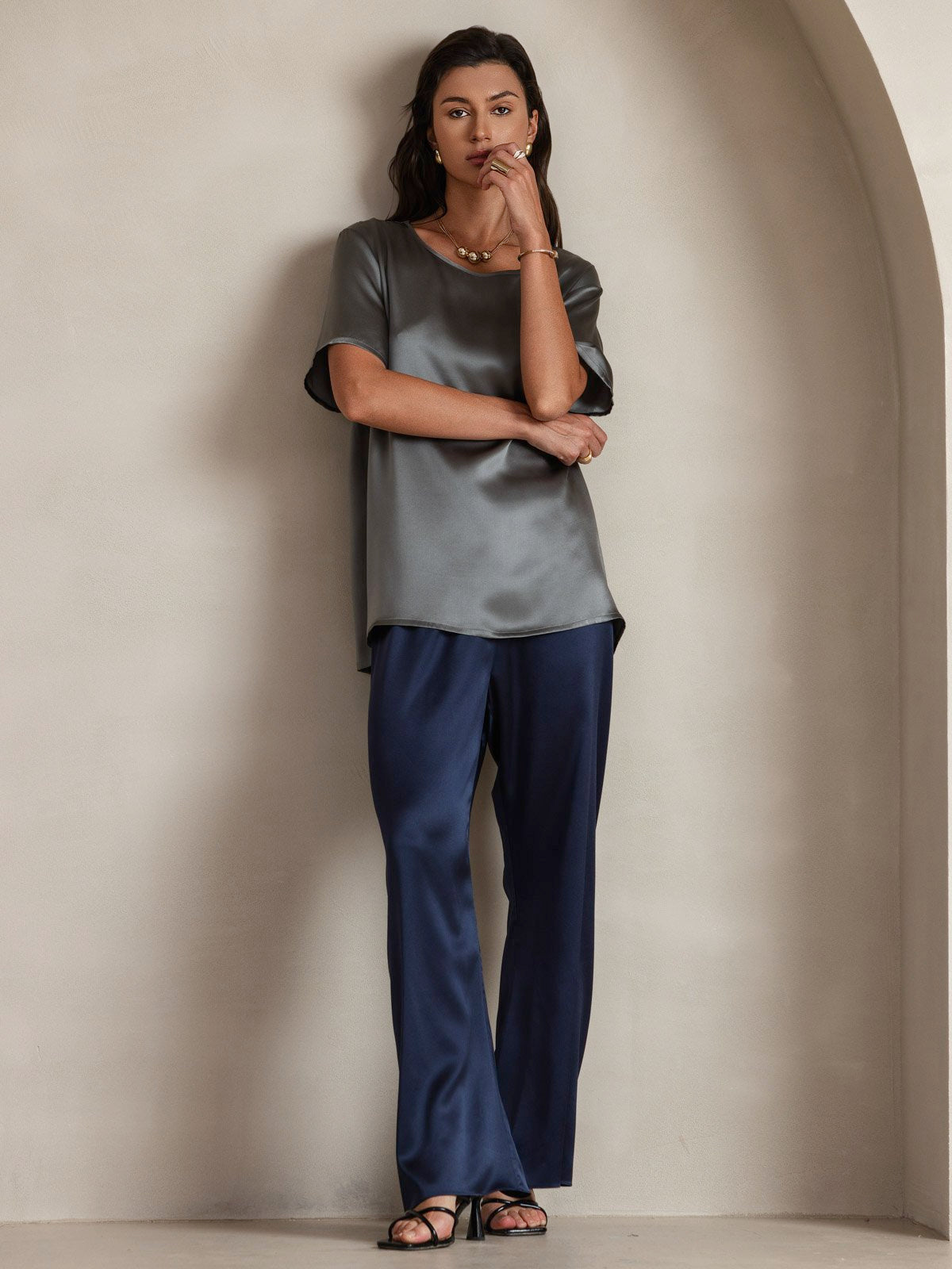 SilkSilky-FI Womens T-Shirt TummanHarmaa 005