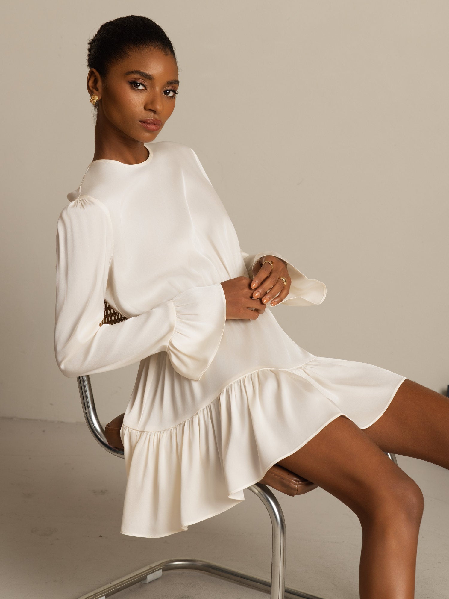 [Merenhelmi] SilkSilky-FI 19Momme Silkki Pitkähihainen Pyöreä Pääntie Mekko 007