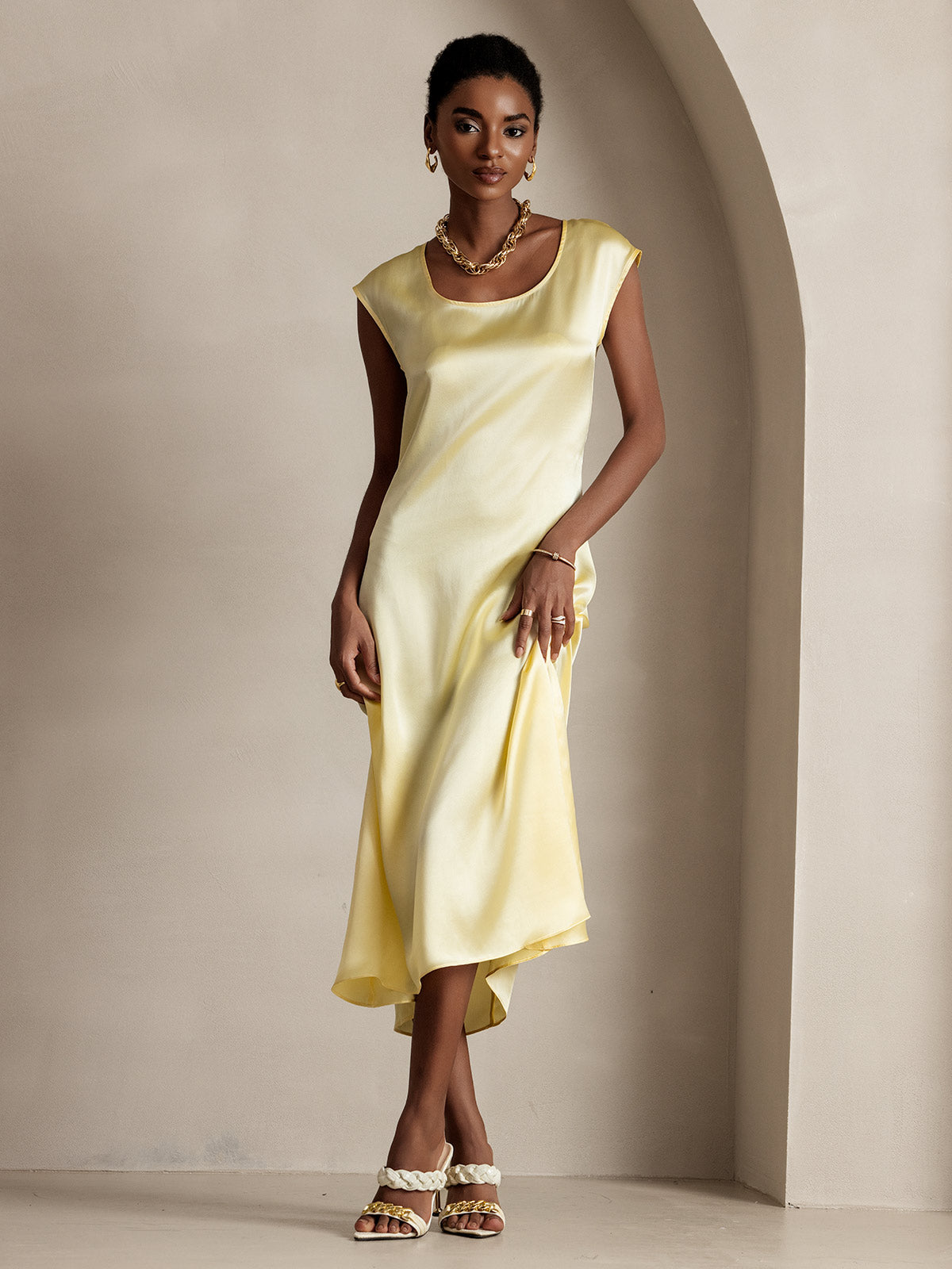 [Vaaleankeltainen] SilkSilky-FI 19Momme Dress 001