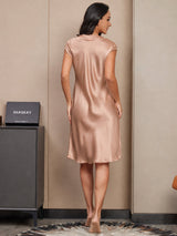 [Toscana] SilkSilky-FI Cap Sleeve V Neck Yöpaita 002