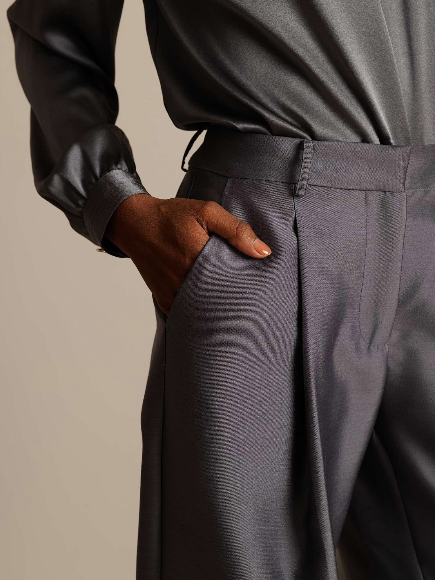 [Harmaa] SilkSilky-FI 32Momme Silk-Wool Blend Womens Pants 004,