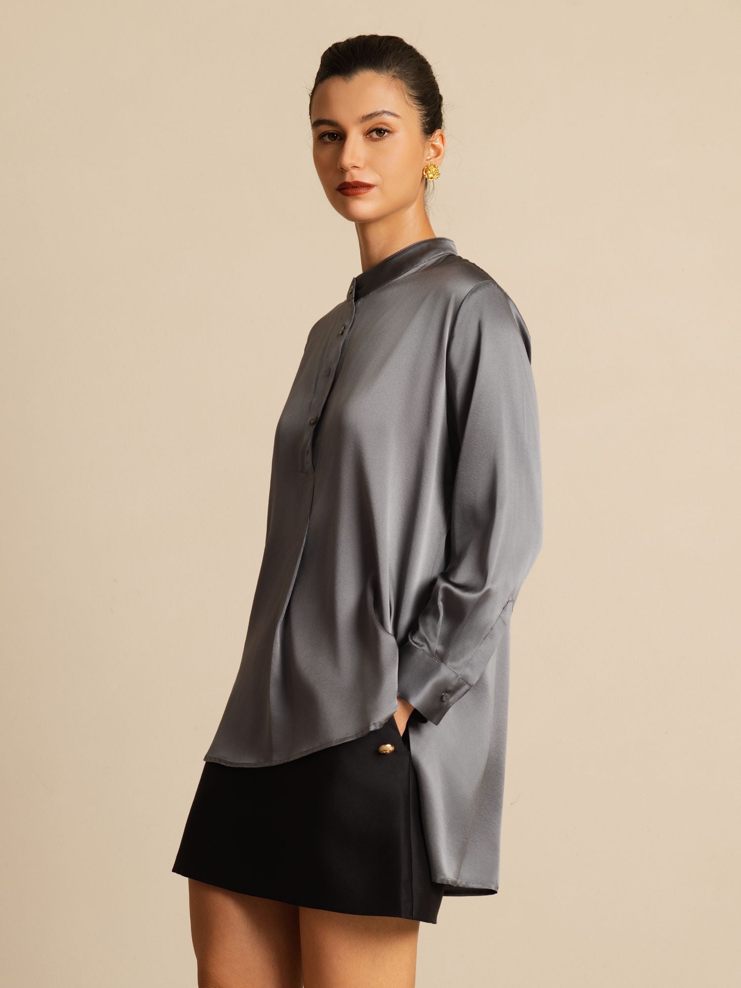 [Tumman Harmaa] SilkSilky-FI 19Momme Silkki Pitkähihainen Pystykaulus Pusero 006