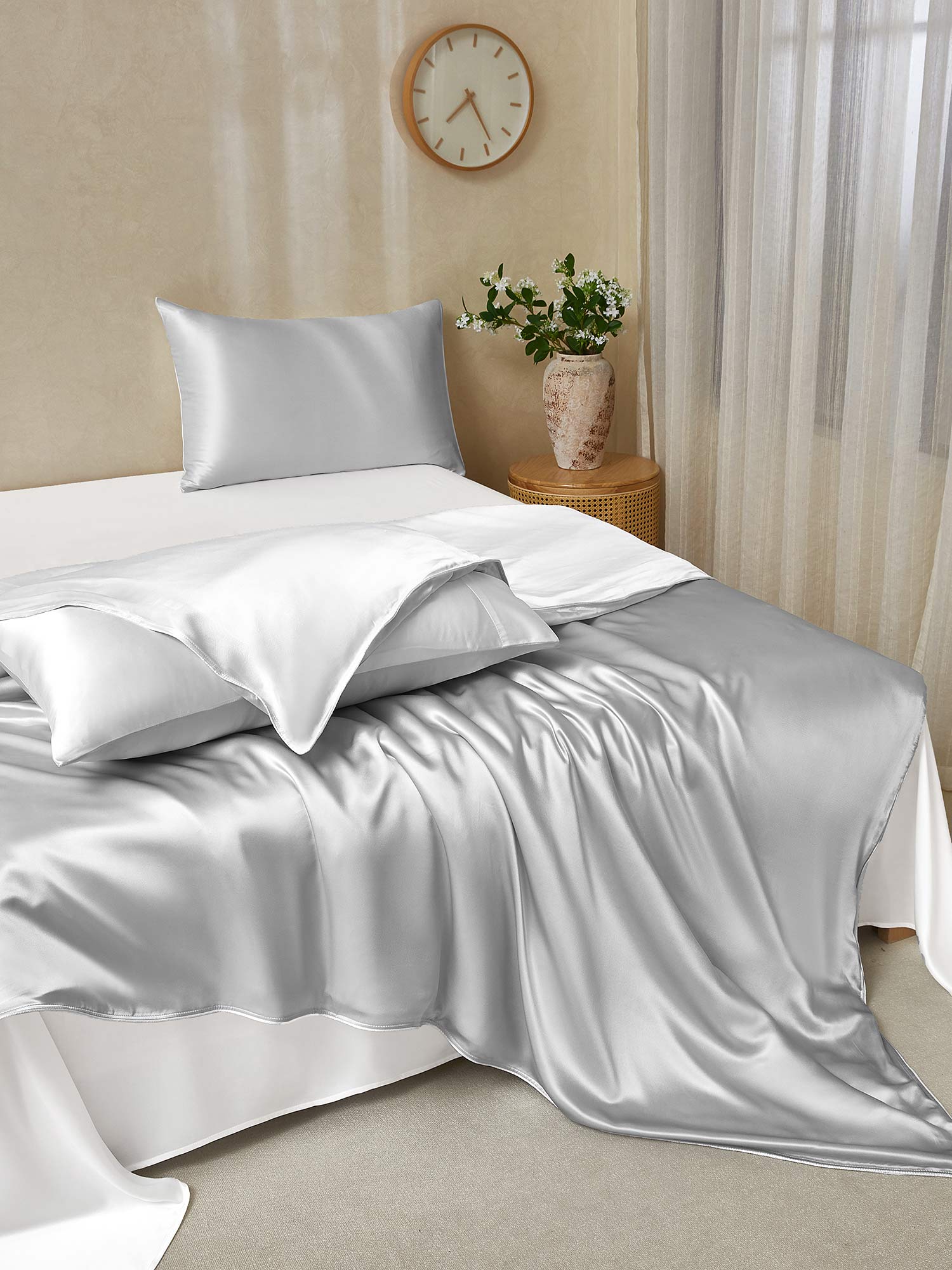 [VaaleanHarmaa+Valkoinen] SilkSilky-FI 25Momme Bedding Set 003,