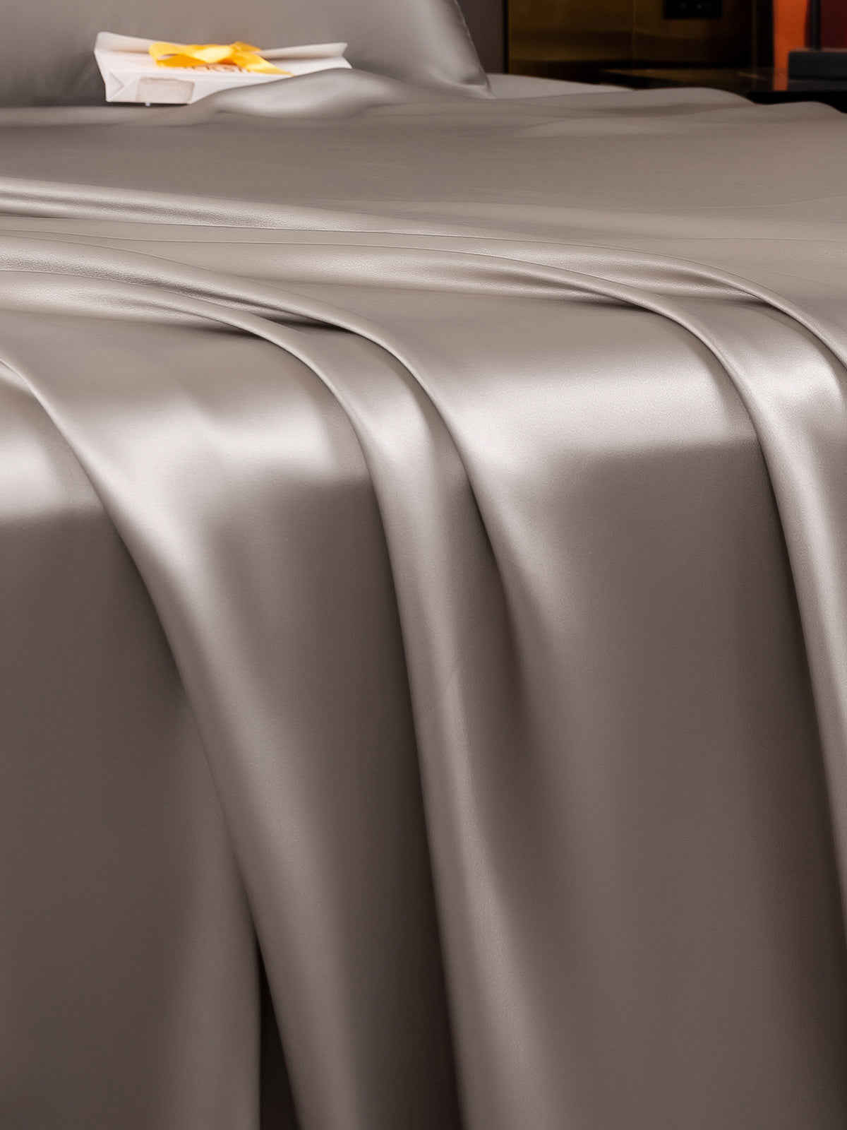 [Harmaa] SilkSilky-FI 25Momme Sheet 003
