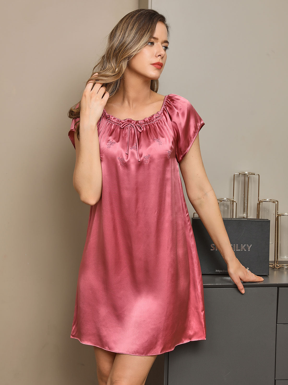 [Vaalean Mauve] SilkSilky-FI Nightgown 001