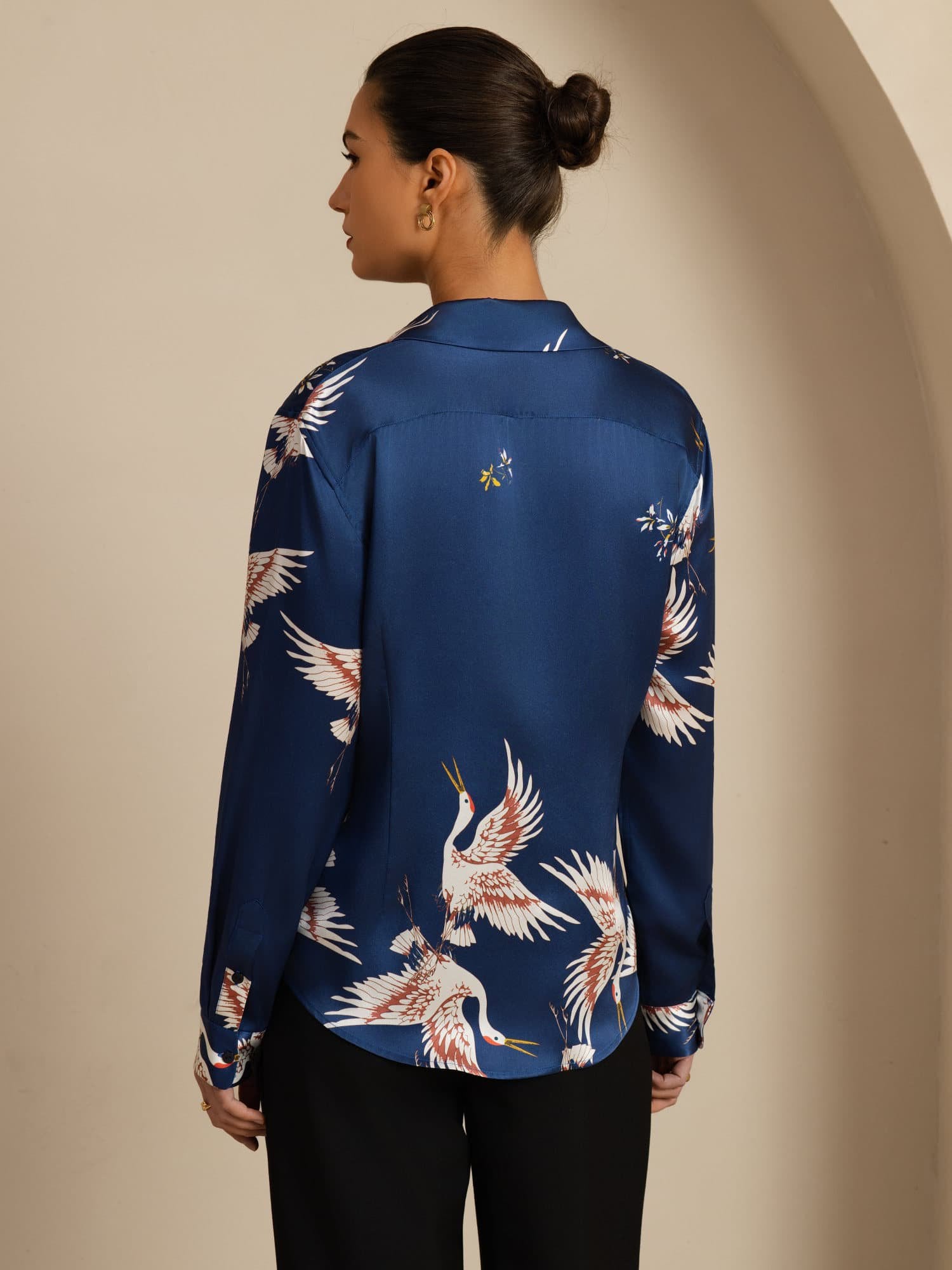 [Tummansininen] SilkSilky-FI Long Sleeve Lapel Collar Naisten paita 002