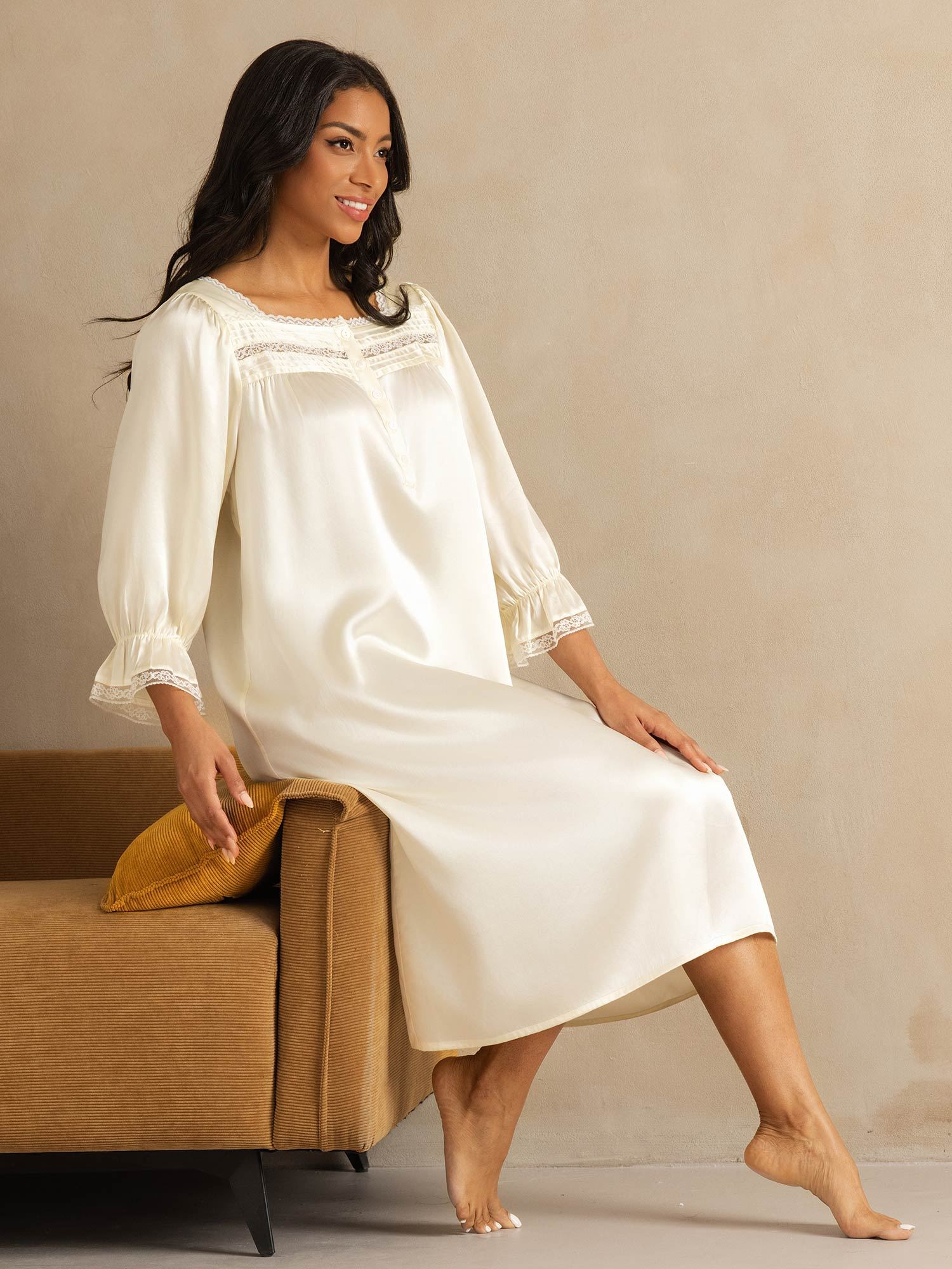 [Valkoinen] SilkSilky-FI Nightgown 008,