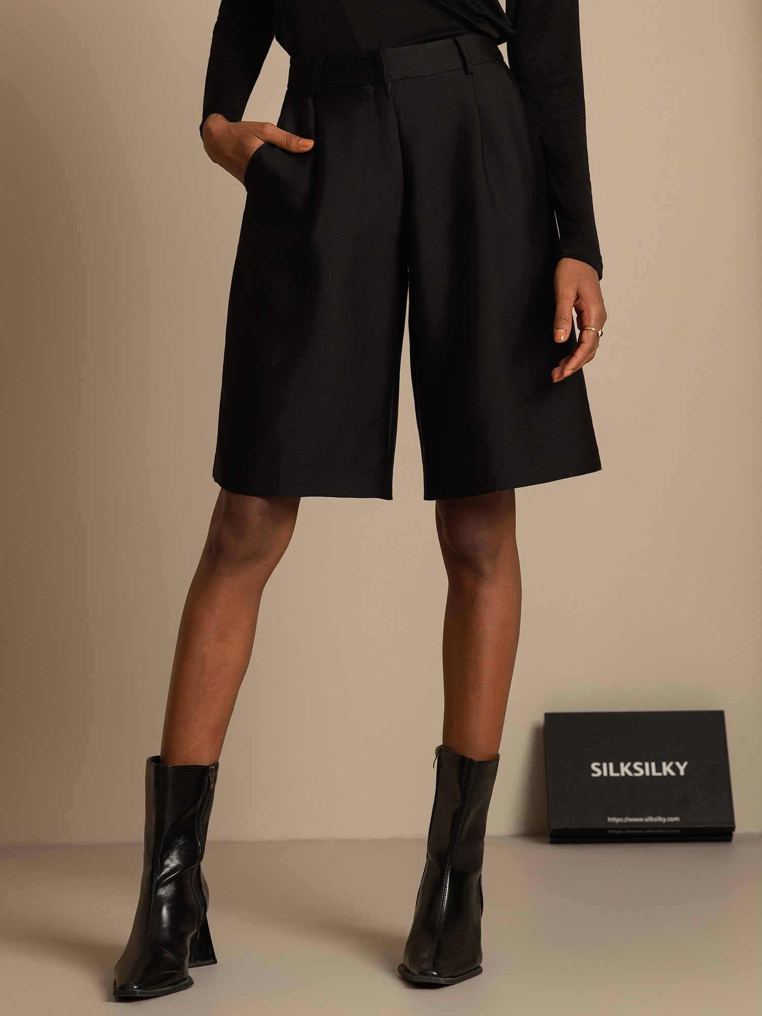 [Musta] SilkSilky-FI 32Momme Silk-Wool Blend Womens Shorts 003,