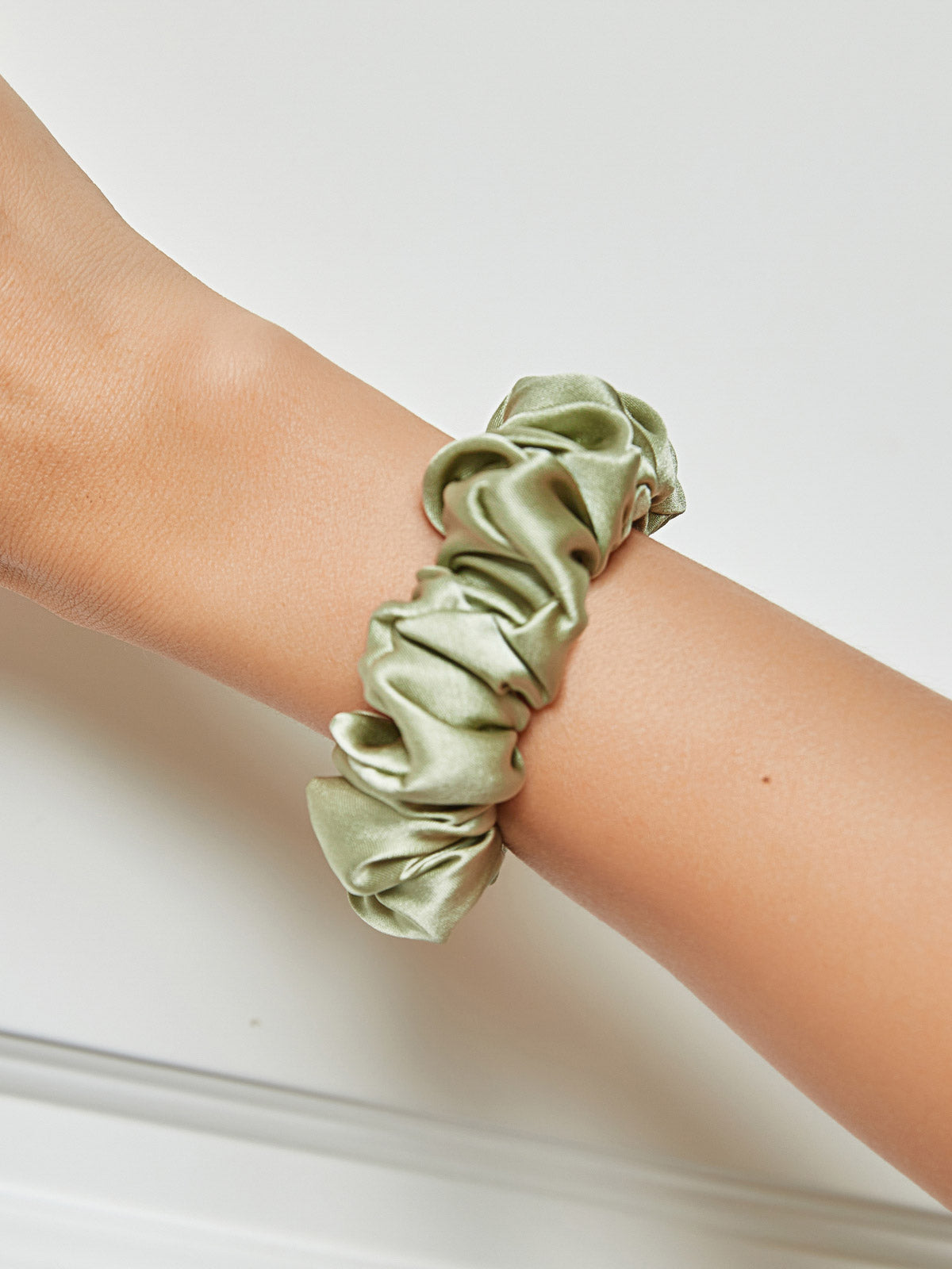 [Mintunvihreä] SilkSilky-FI 19Momme Scrunchie 001