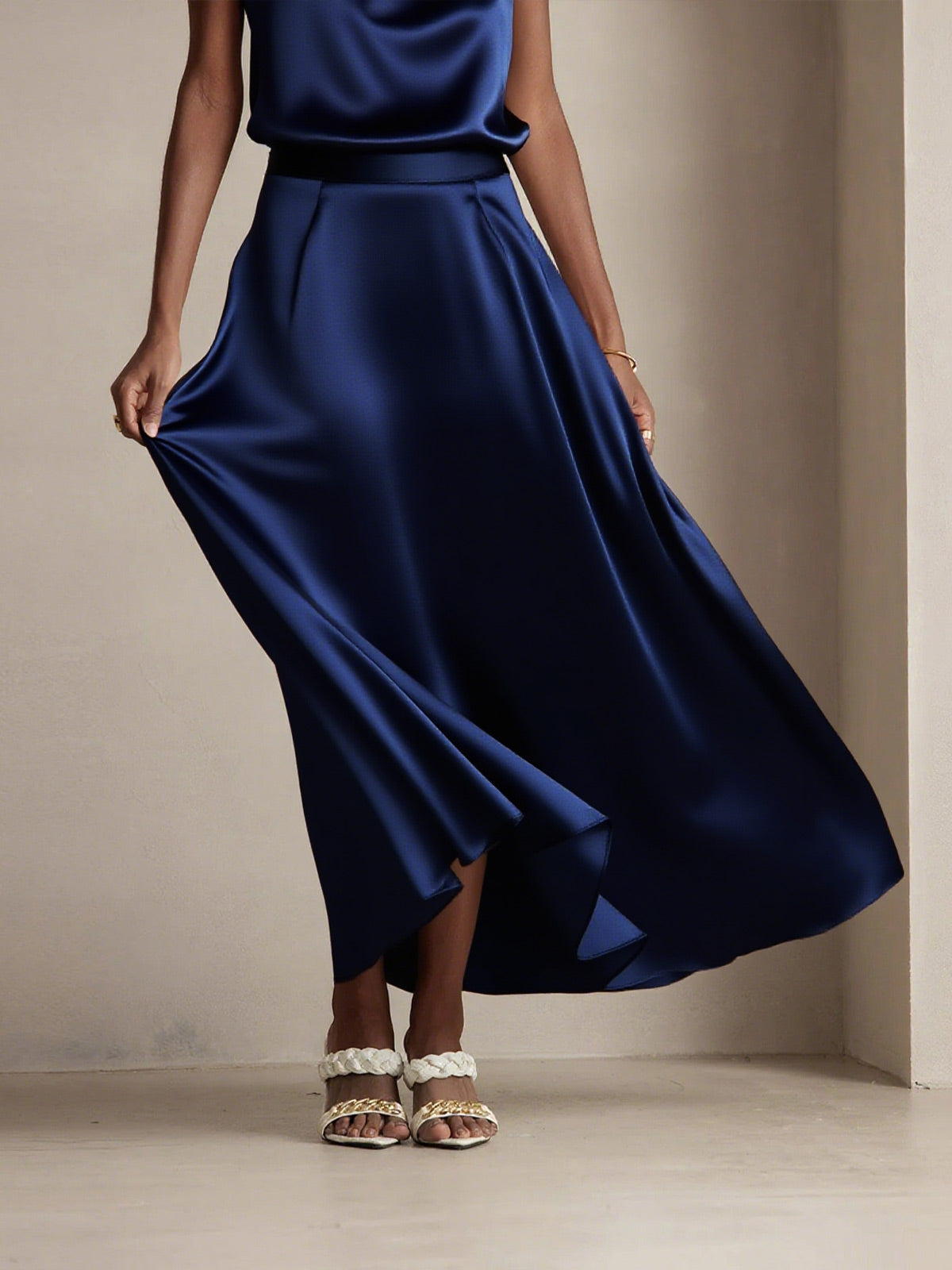 [Tummansininen] SilkSilky-FI 19Momme Skirt 005