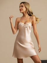 [Pinkki] SilkSilky-FI Spaghetti Strap V Neck Yöpaita 001
