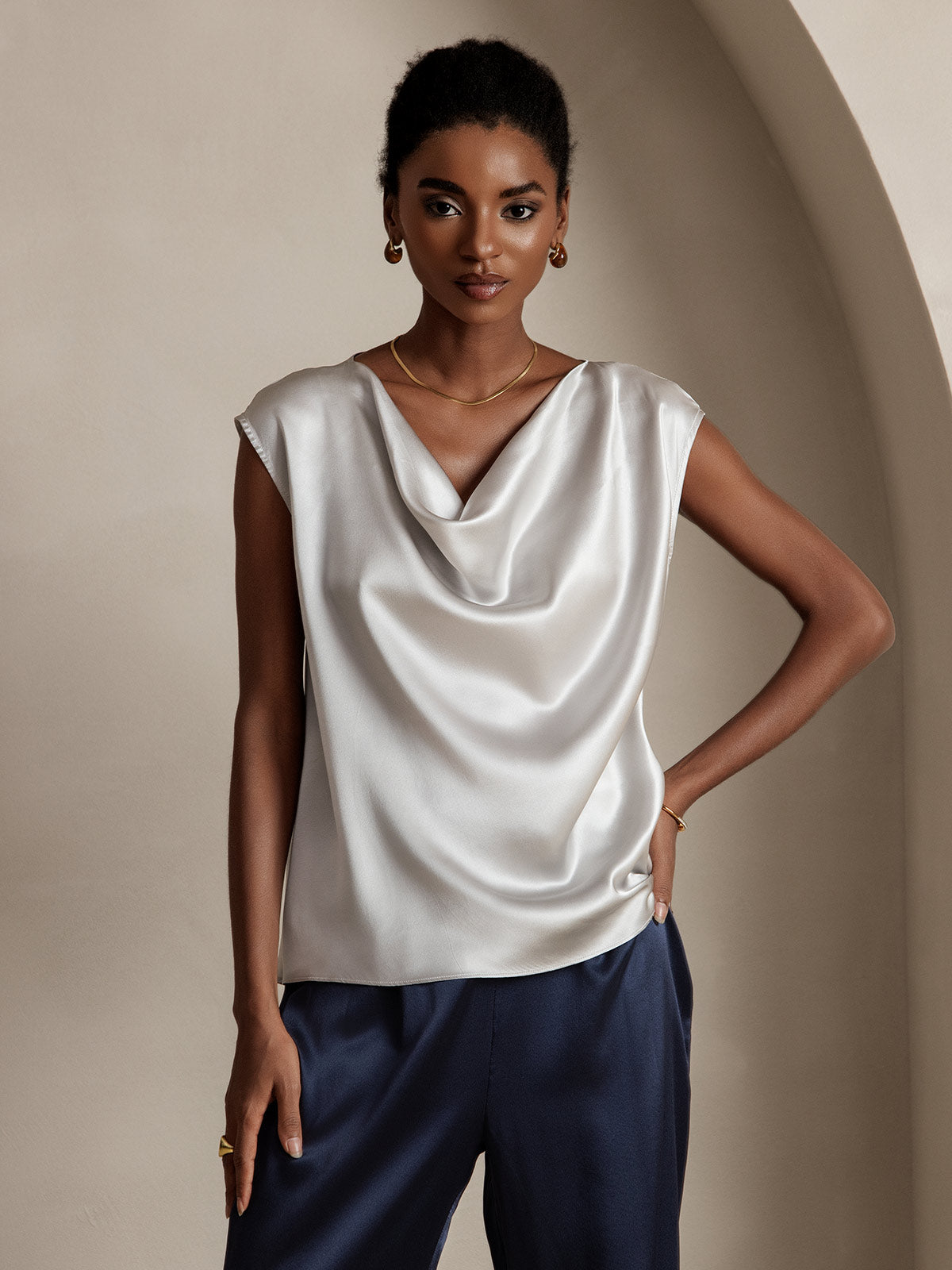 [Vaalean Harmaa] SilkSilky-FI 19Momme Womens T-Shirt 001