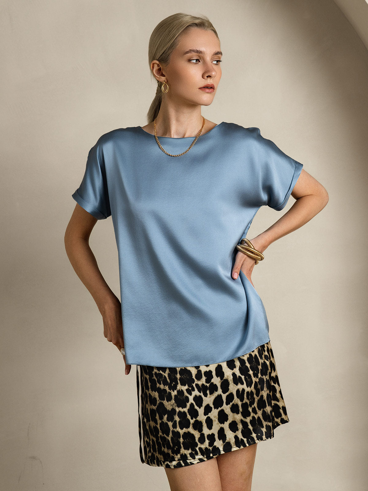 [Harmaansininen] SilkSilky-FI 19Momme Silk Short Sleeve Round Neck Naisten T-paita 004