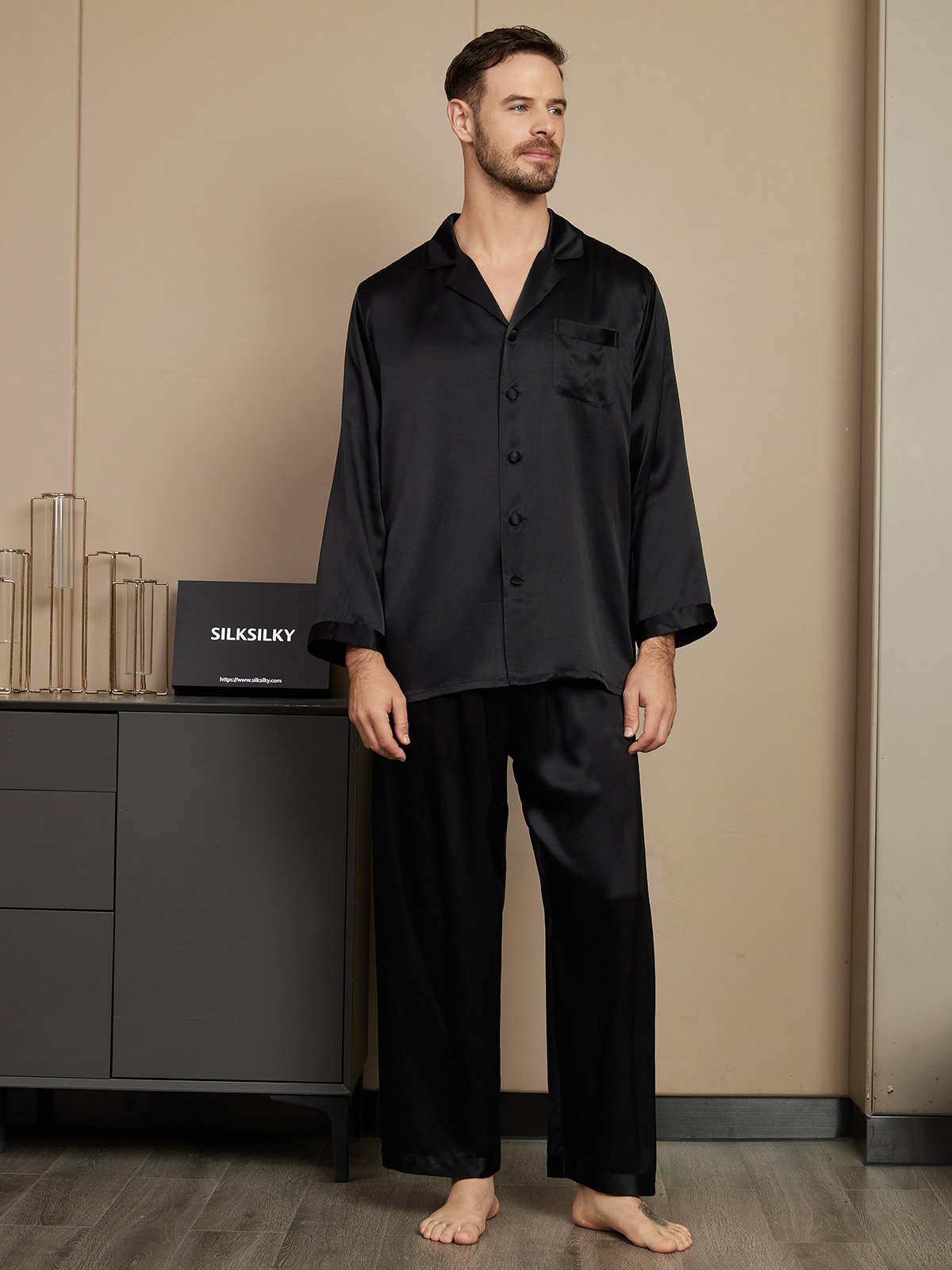 [Musta] SilkSilky-FI Mens Pajamas 001
