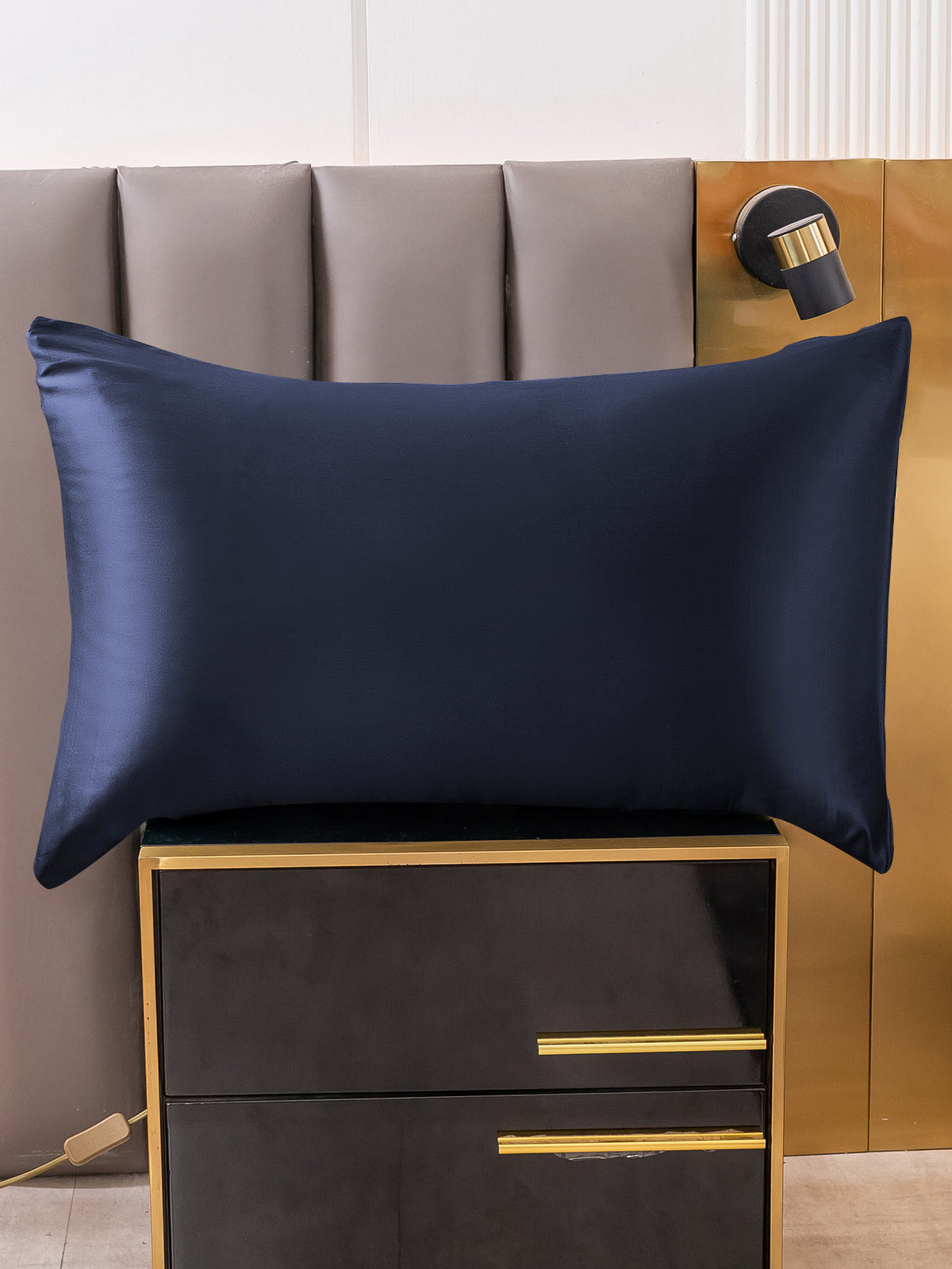 [Tummansininen] SilkSilky-FI 22Momme Pillowcase 003